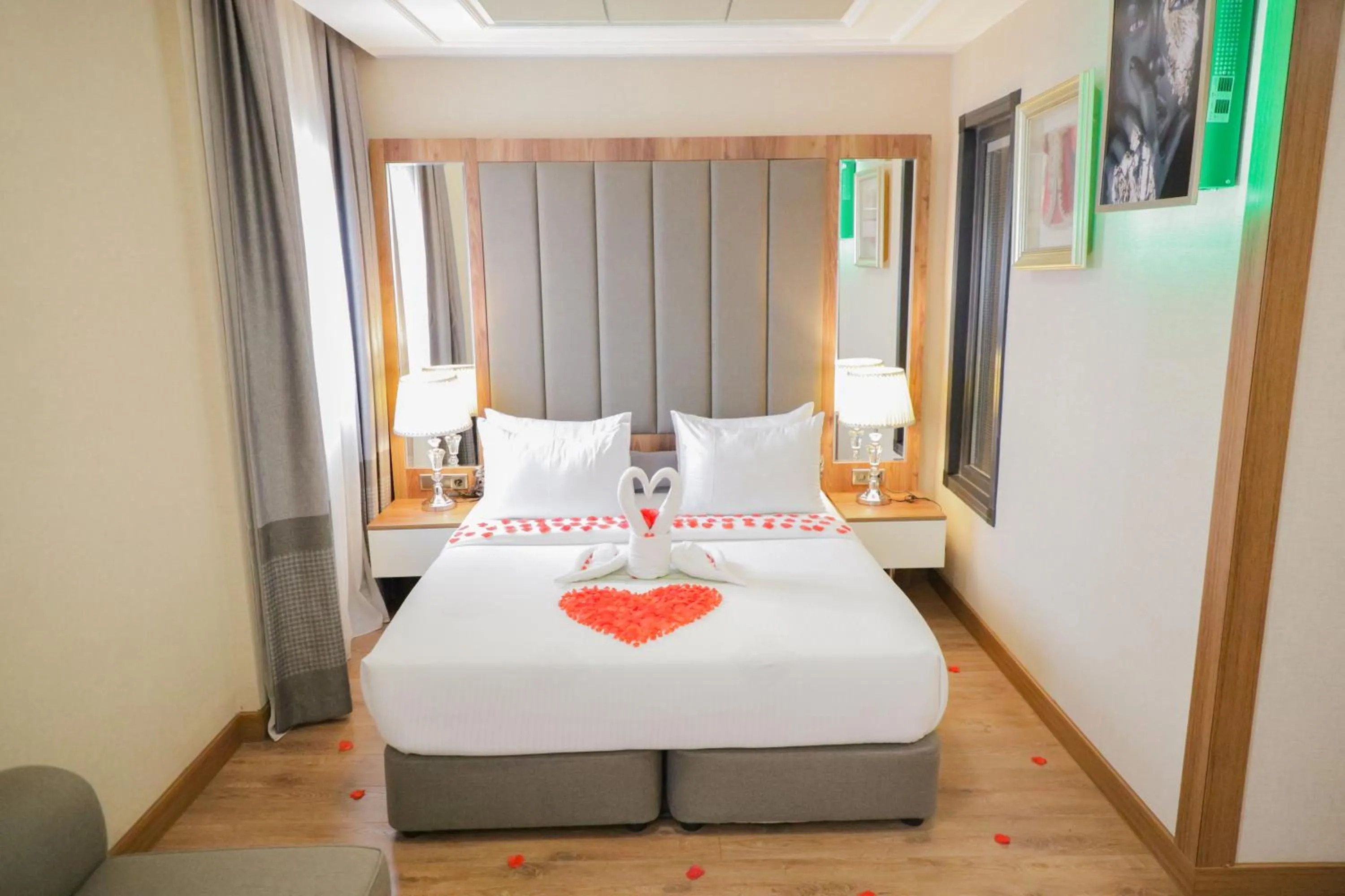 Bed in UNITED HOTEL INTERNATIONAL