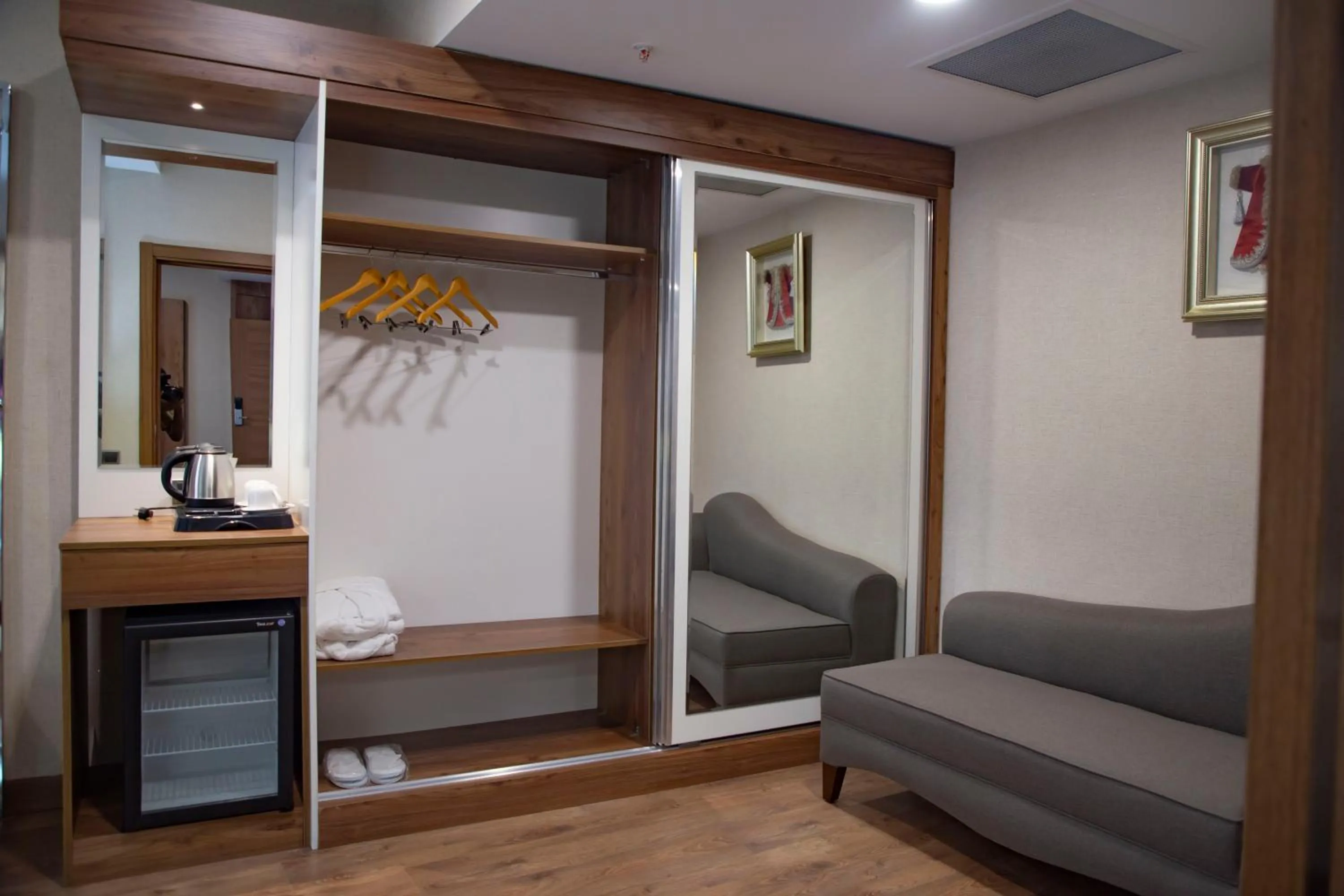 Seating area in UNITED HOTEL INTERNATIONAL