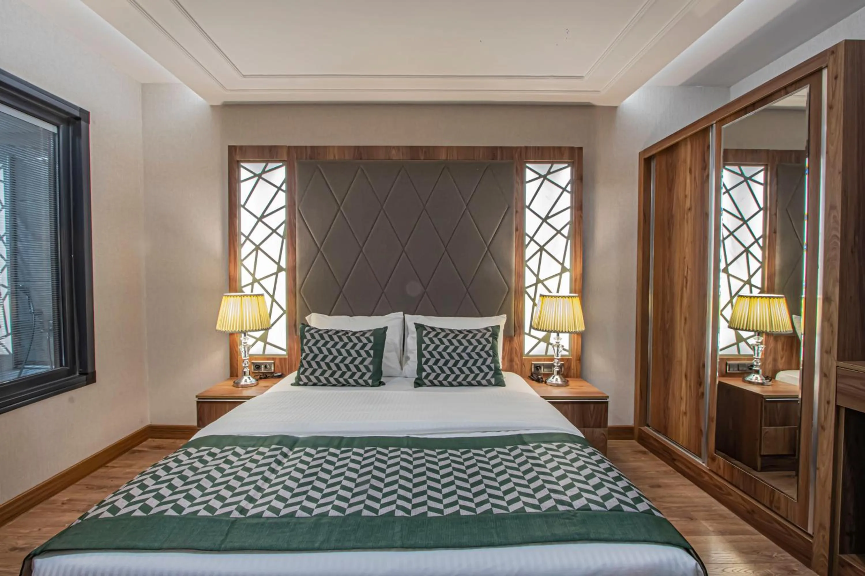 Bedroom, Bed in UNITED HOTEL INTERNATIONAL