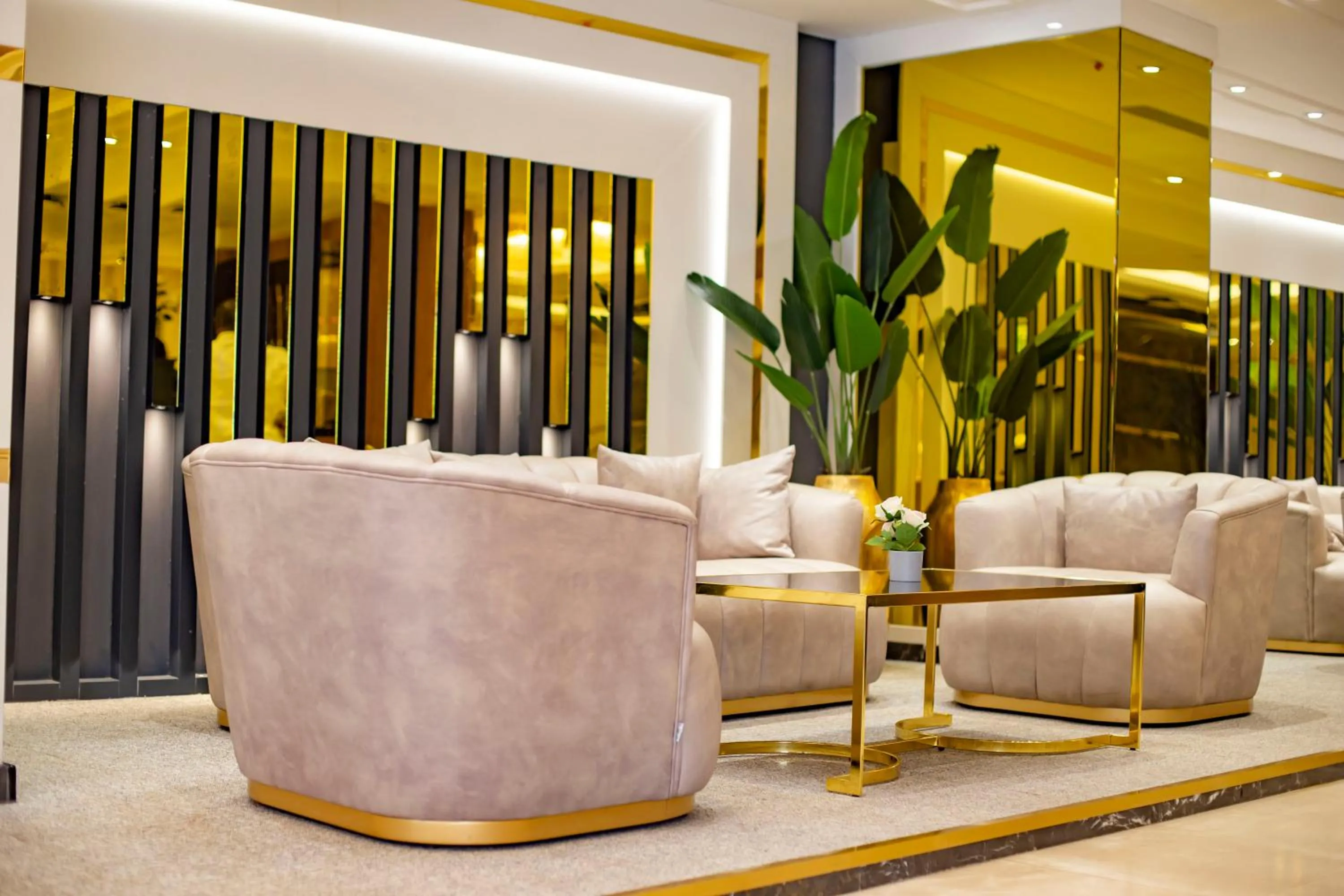 Lobby or reception in UNITED HOTEL INTERNATIONAL