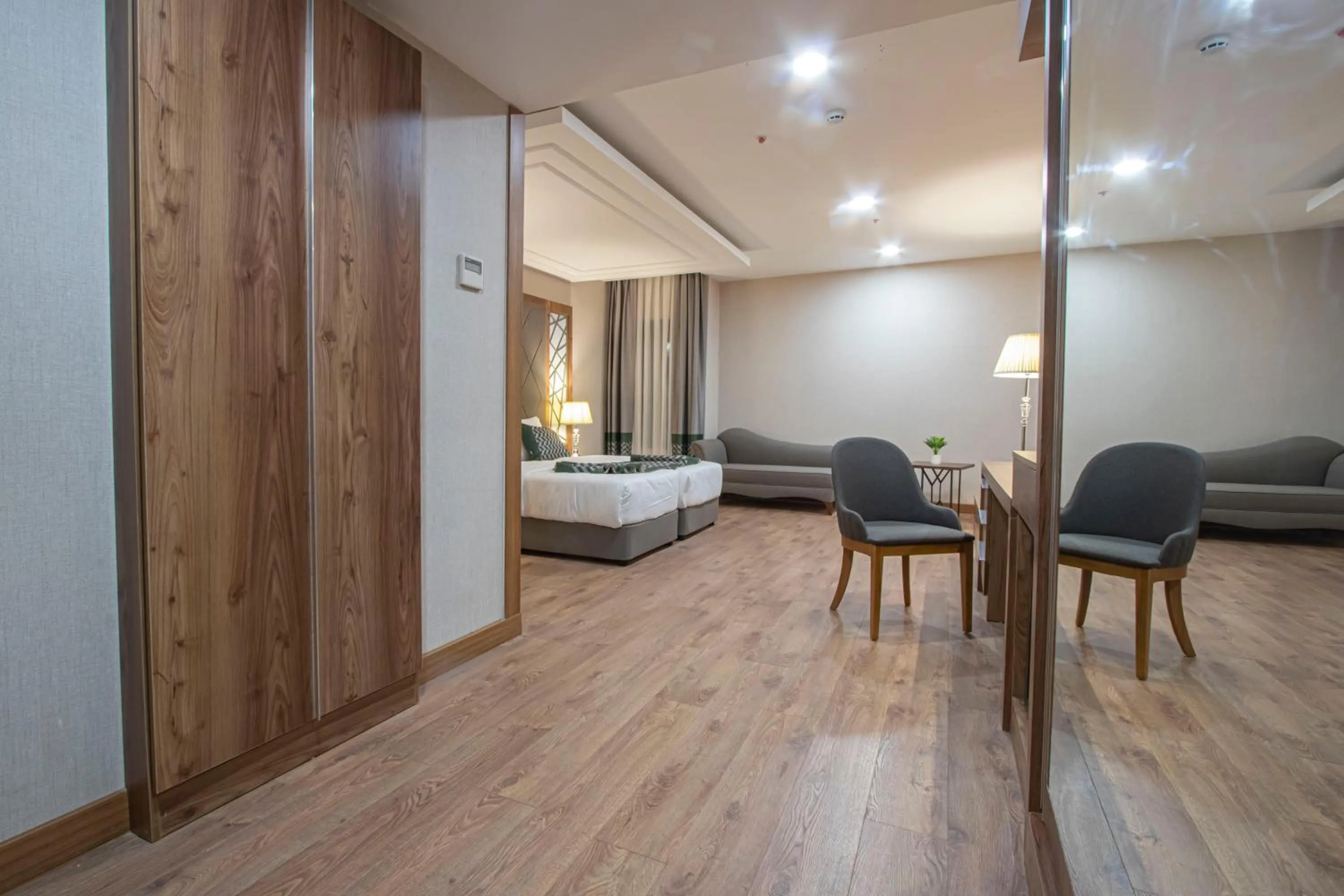 Bedroom, Bed in UNITED HOTEL INTERNATIONAL