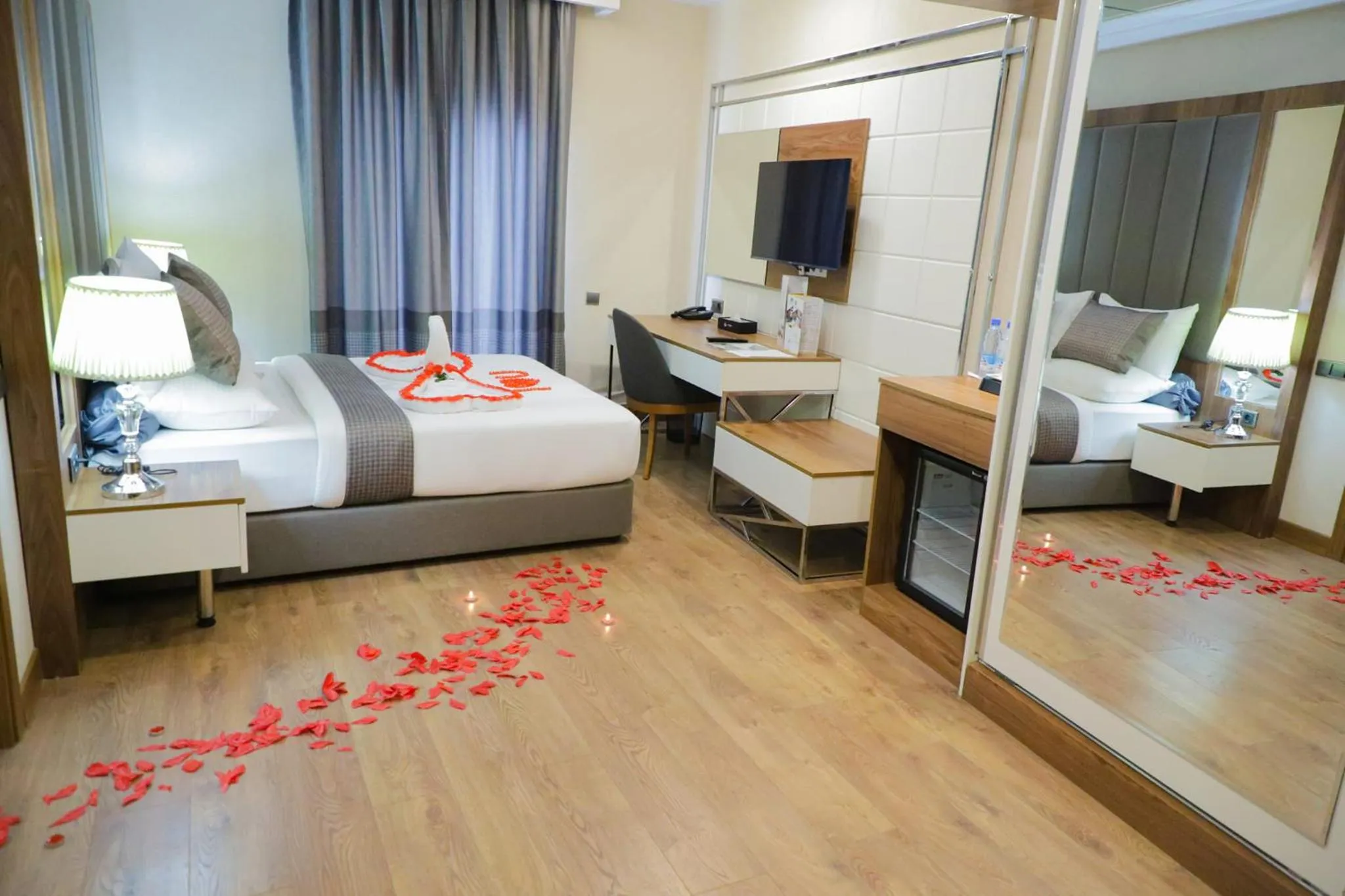 Bedroom, Bed in UNITED HOTEL INTERNATIONAL