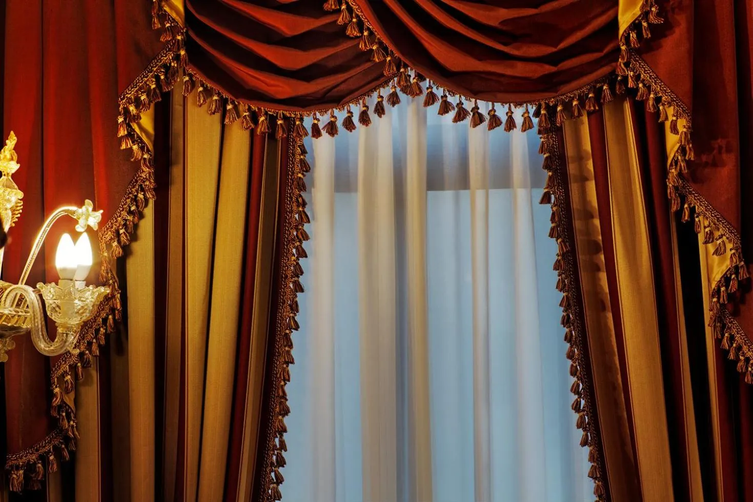 Decorative detail in Ca' Bragadin e Carabba