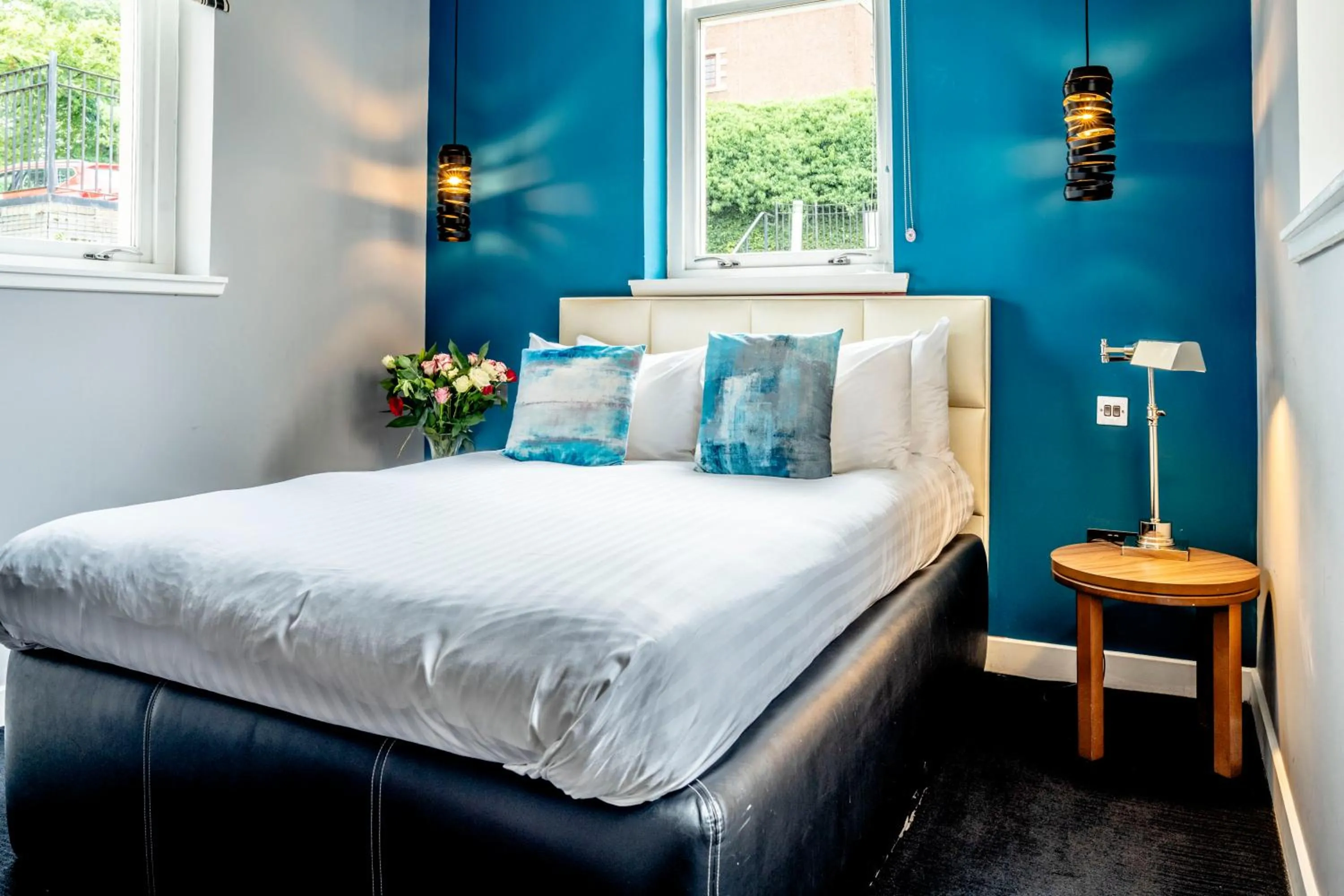 Photo of the whole room, Bed in Colessio