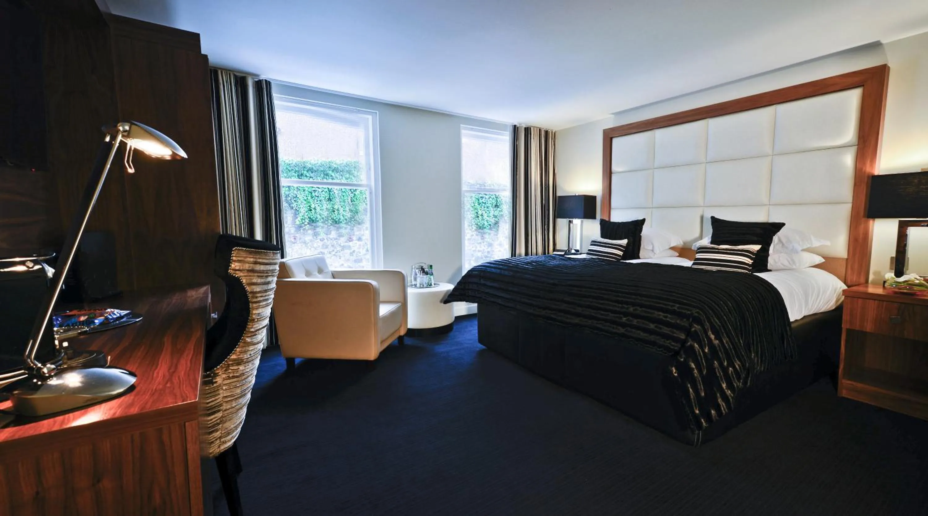 Bedroom, Bed in Colessio