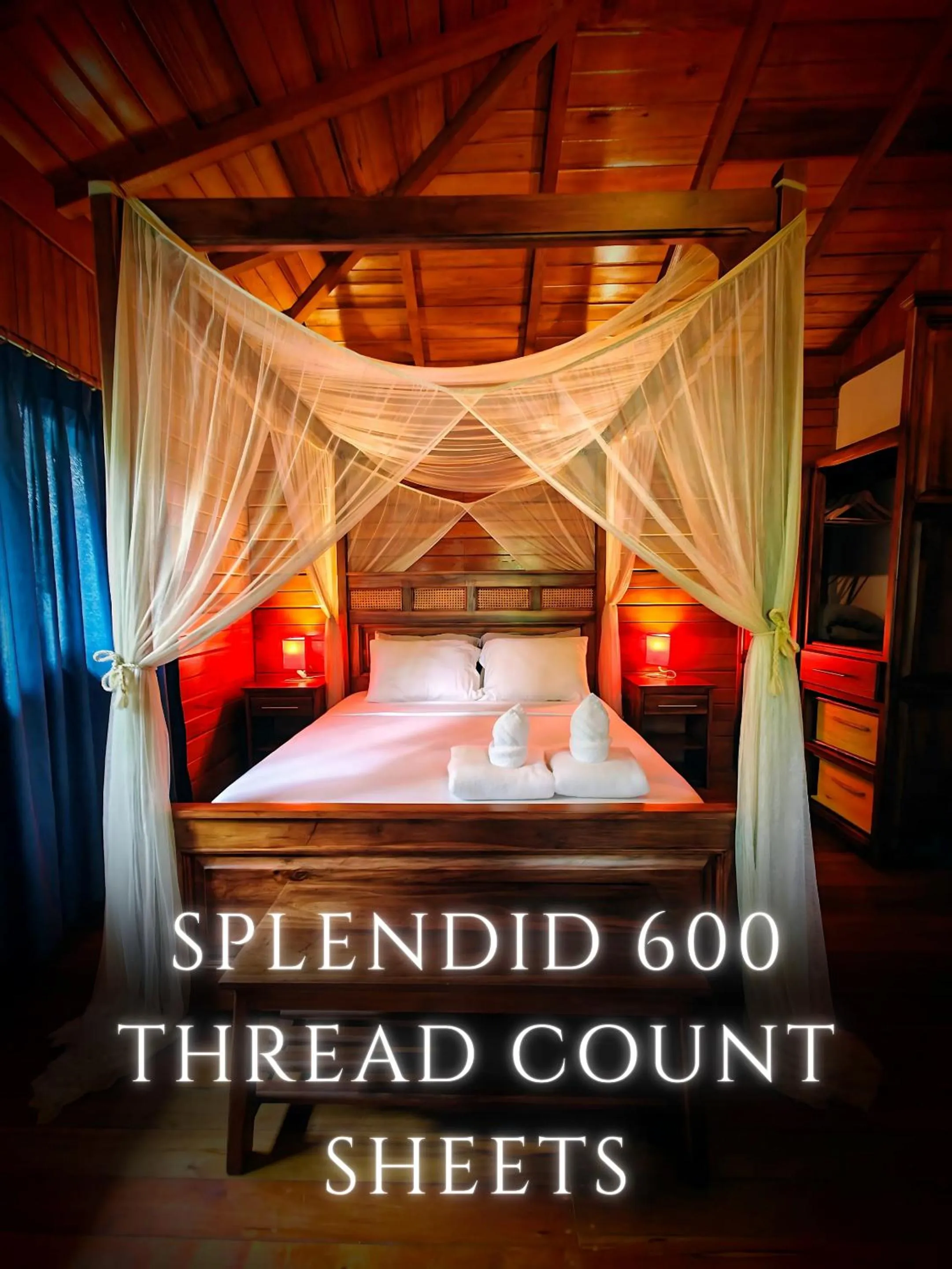 Bed in The River House - Upscale Lodge