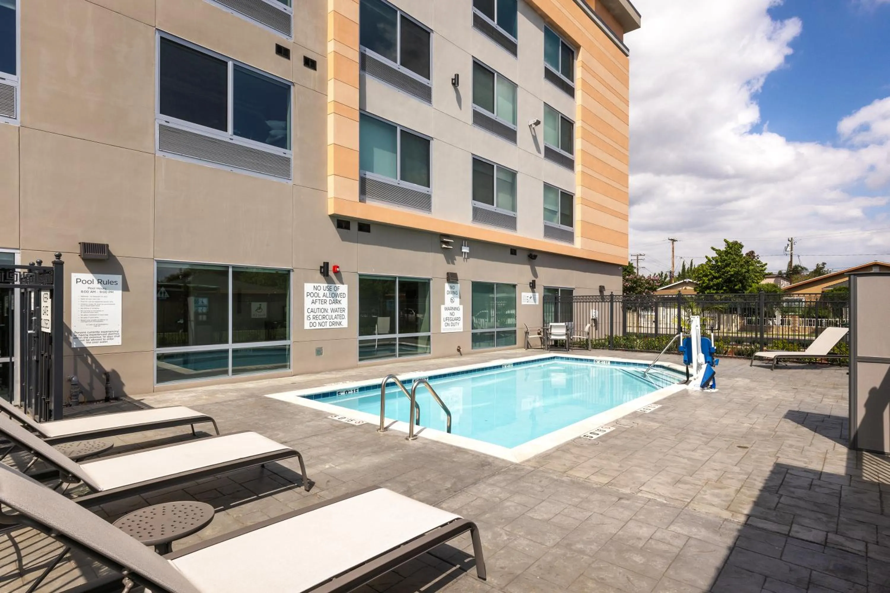 Swimming pool in Holiday Inn Express & Suites Hawaiian Gardens by IHG