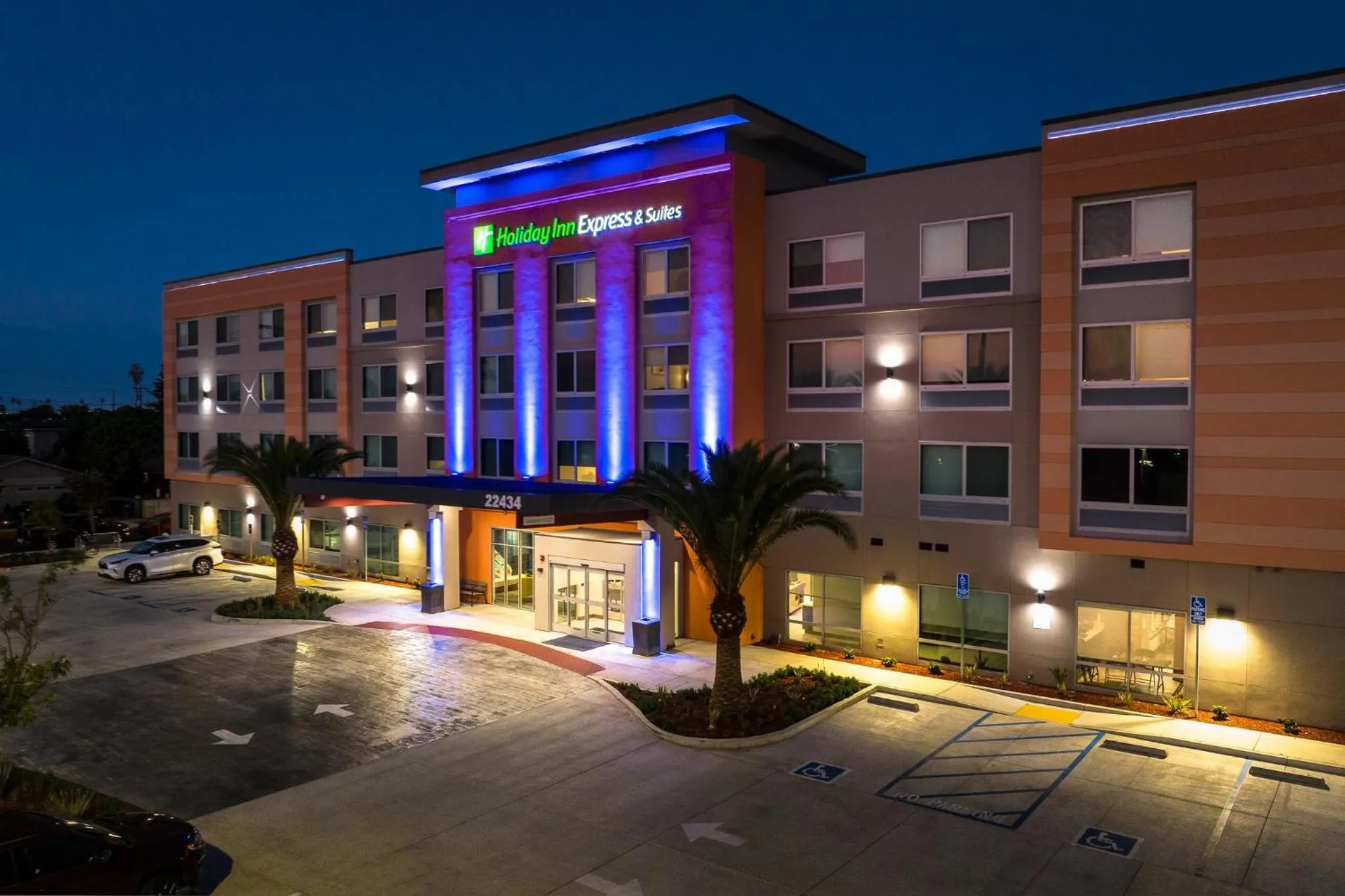 Property building in Holiday Inn Express & Suites Hawaiian Gardens by IHG