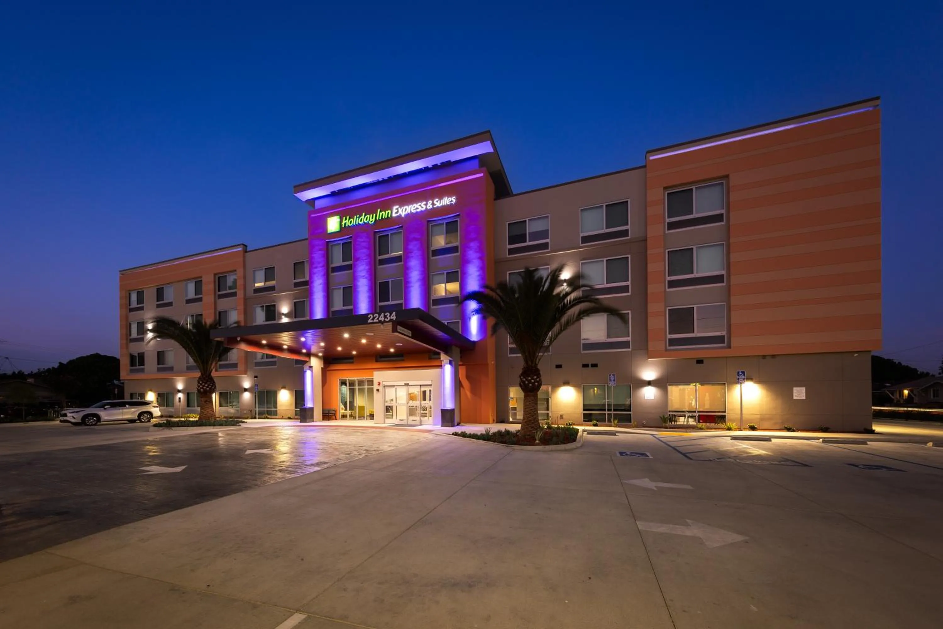 Property building in Holiday Inn Express & Suites Hawaiian Gardens by IHG