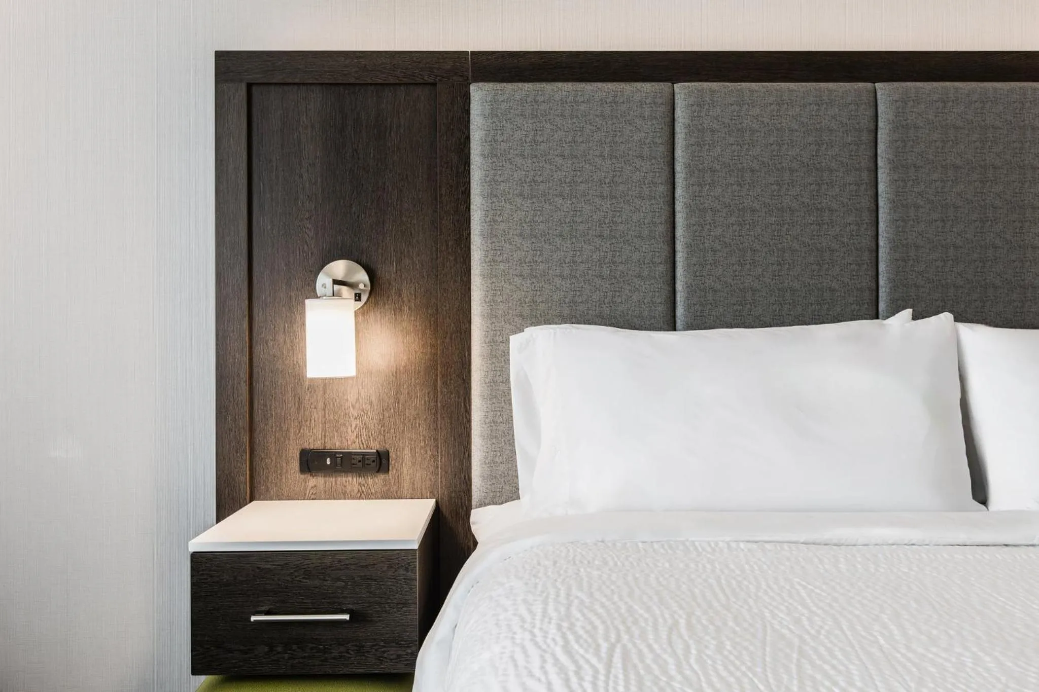 Photo of the whole room, Bed in Holiday Inn Express & Suites Toronto Airport South by IHG