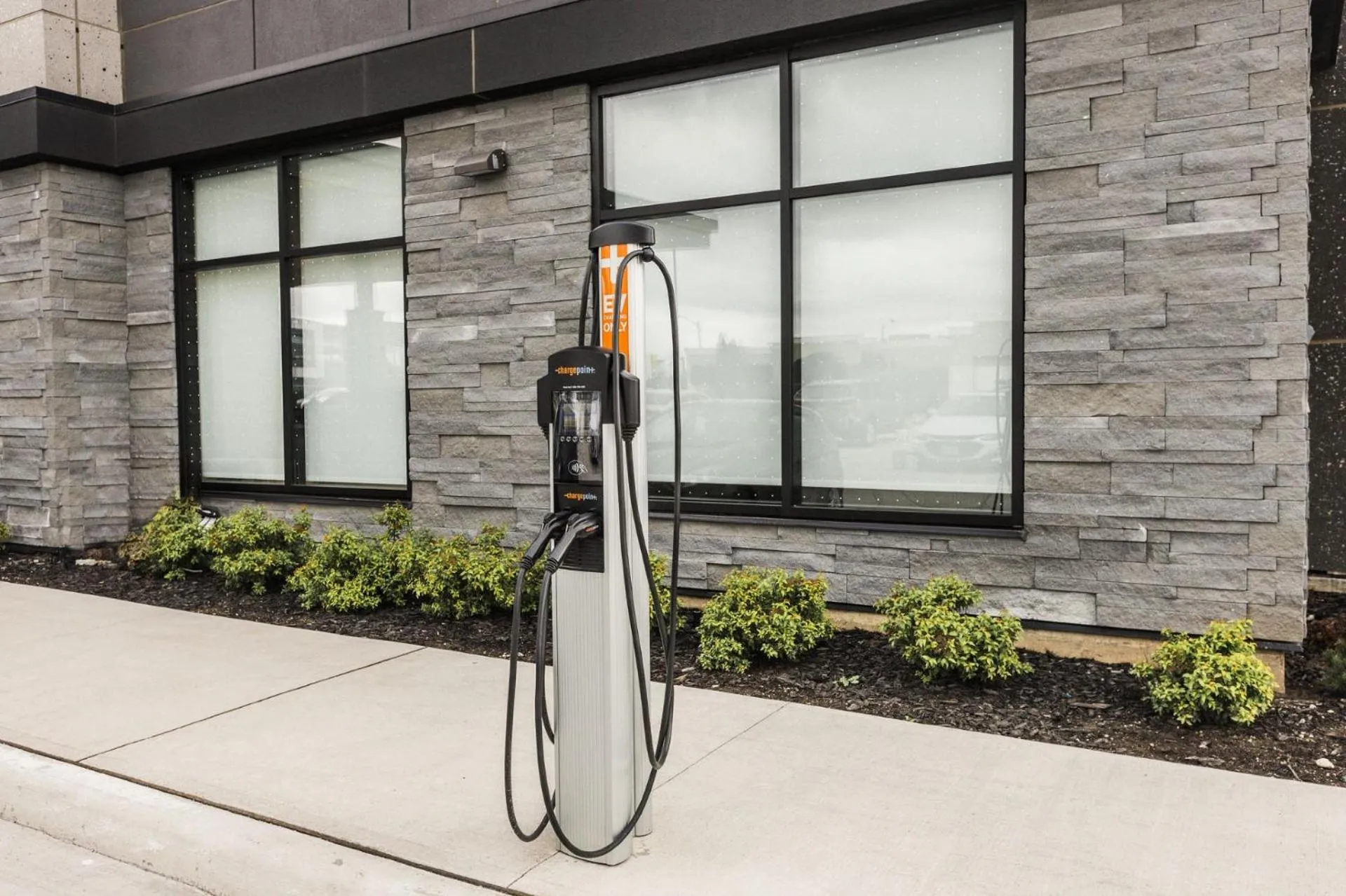 Parking in Holiday Inn Express & Suites Toronto Airport South by IHG