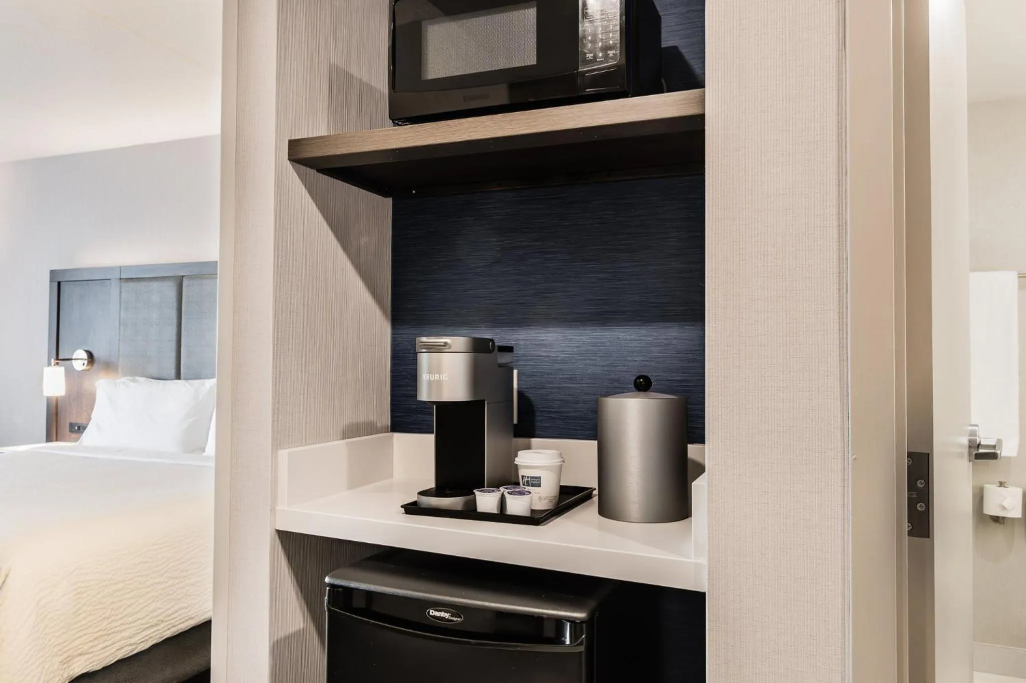 Photo of the whole room, Bed in Holiday Inn Express & Suites Toronto Airport South by IHG