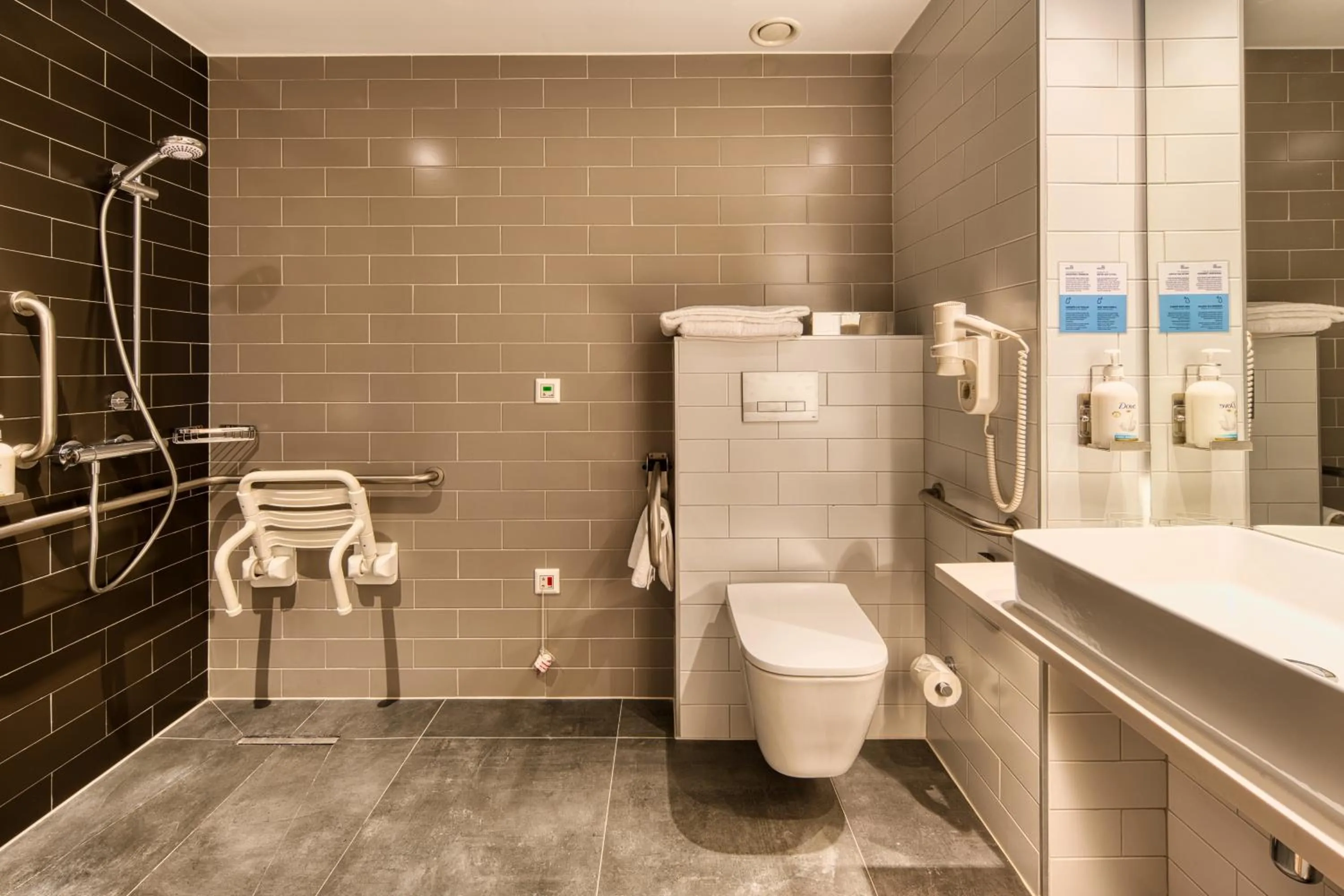 Toilet in Holiday Inn Express - Madrid - Airport by IHG