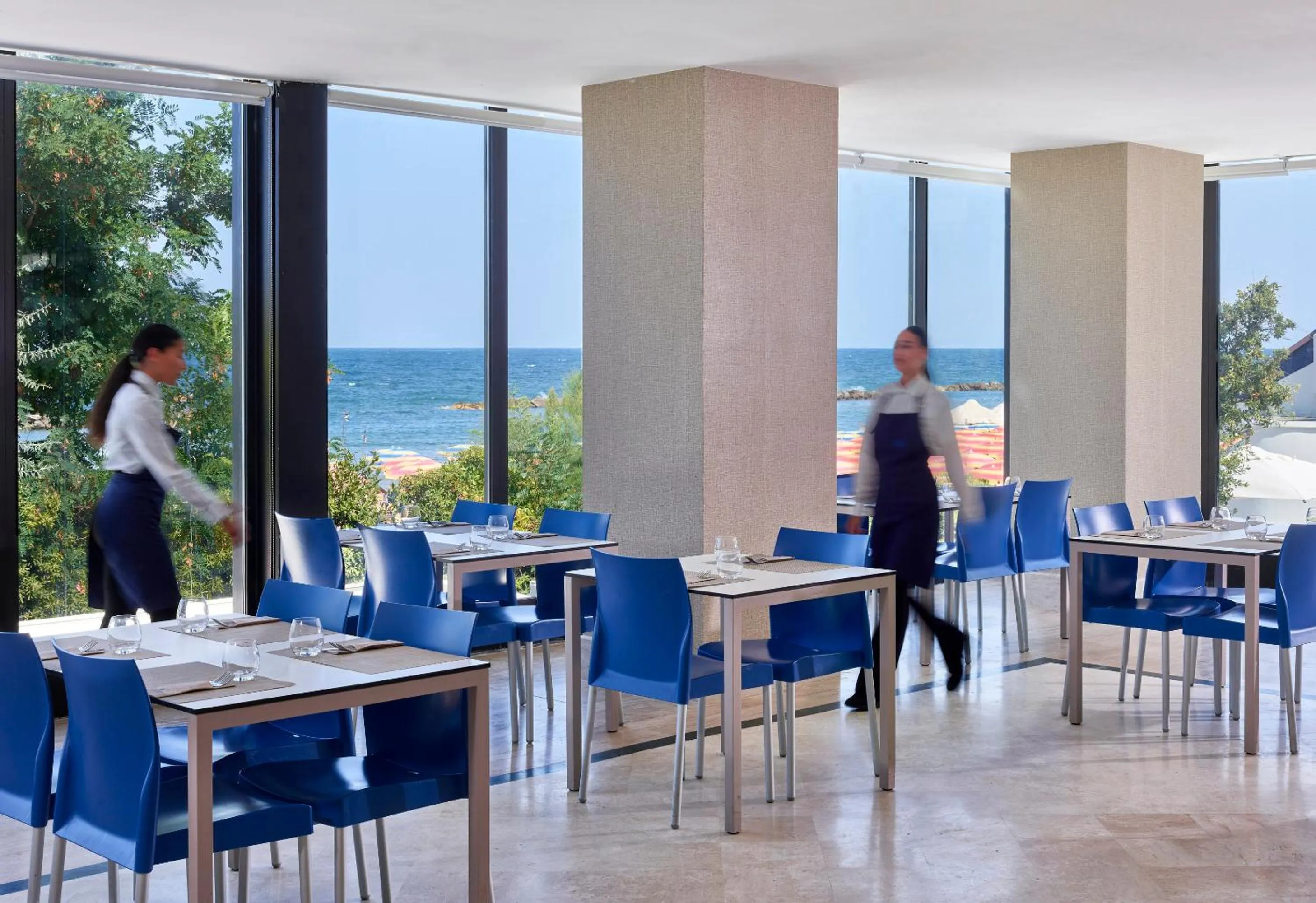 Restaurant/places to eat in Serena Majestic Hotel