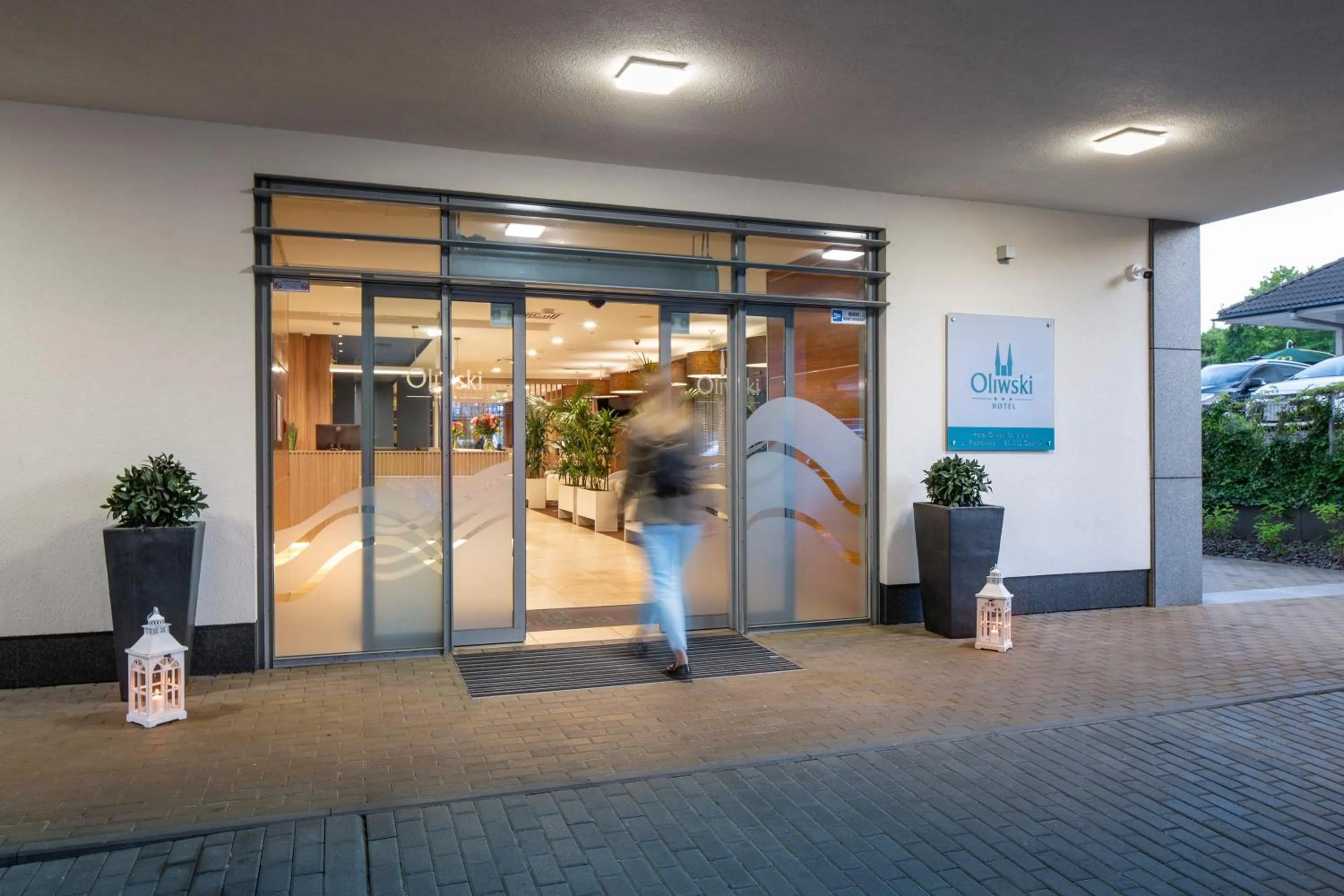 Facade/entrance in Hotel Oliwski