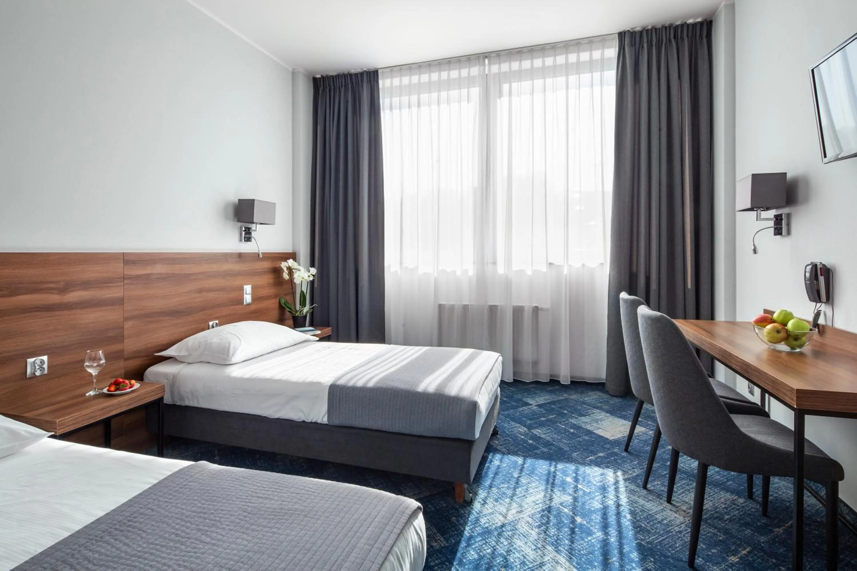 Photo of the whole room, Bed in Hotel Oliwski