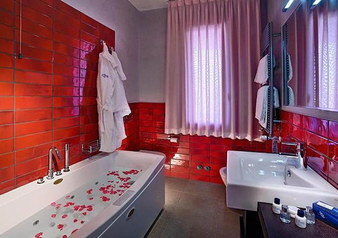 Bathroom in Hotel Le Tegnue