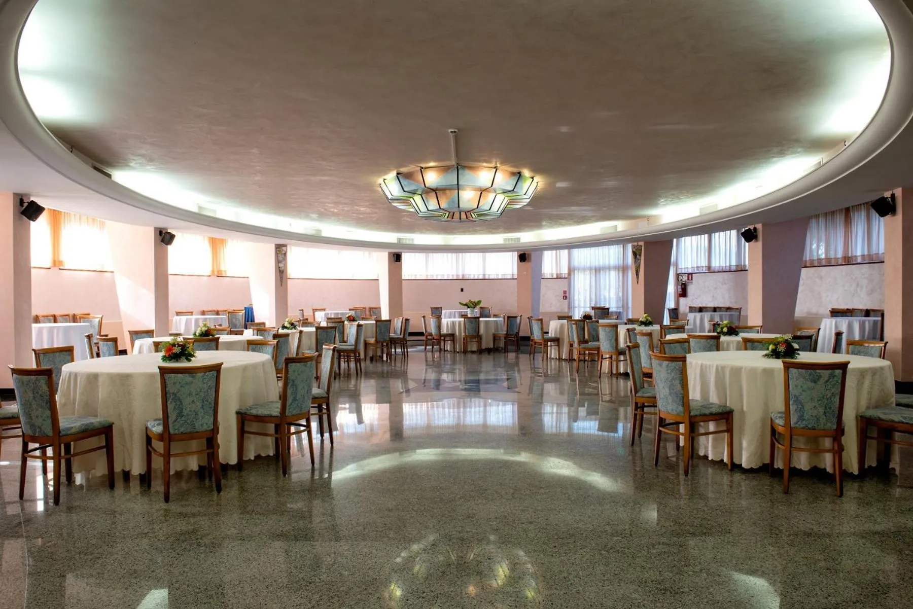 Banquet/Function facilities in Hotel Le Tegnue