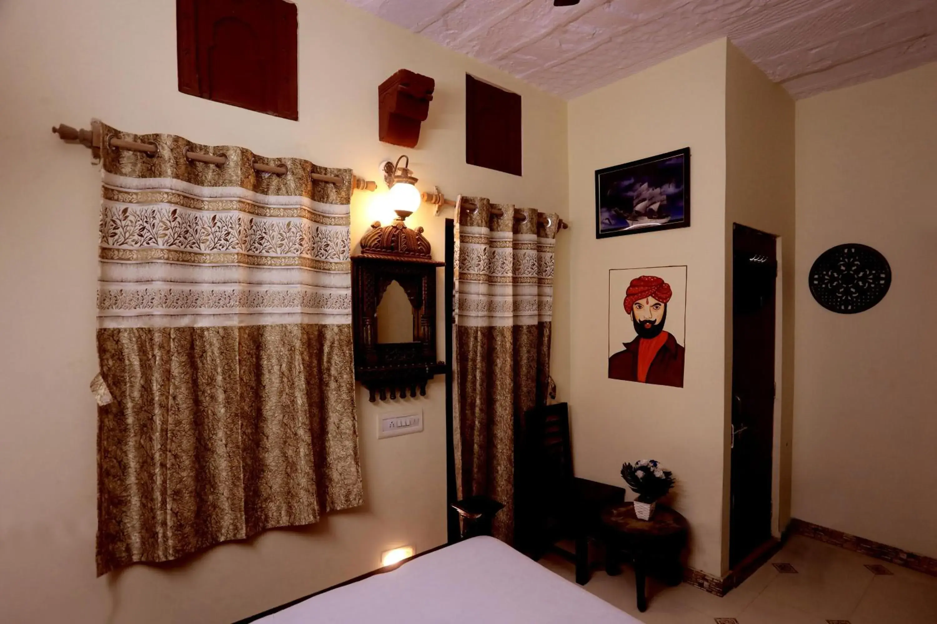 Double Room with Balcony in Banaji Heritage Havelii Double Room with Balcony in Banaji Heritage Havelii