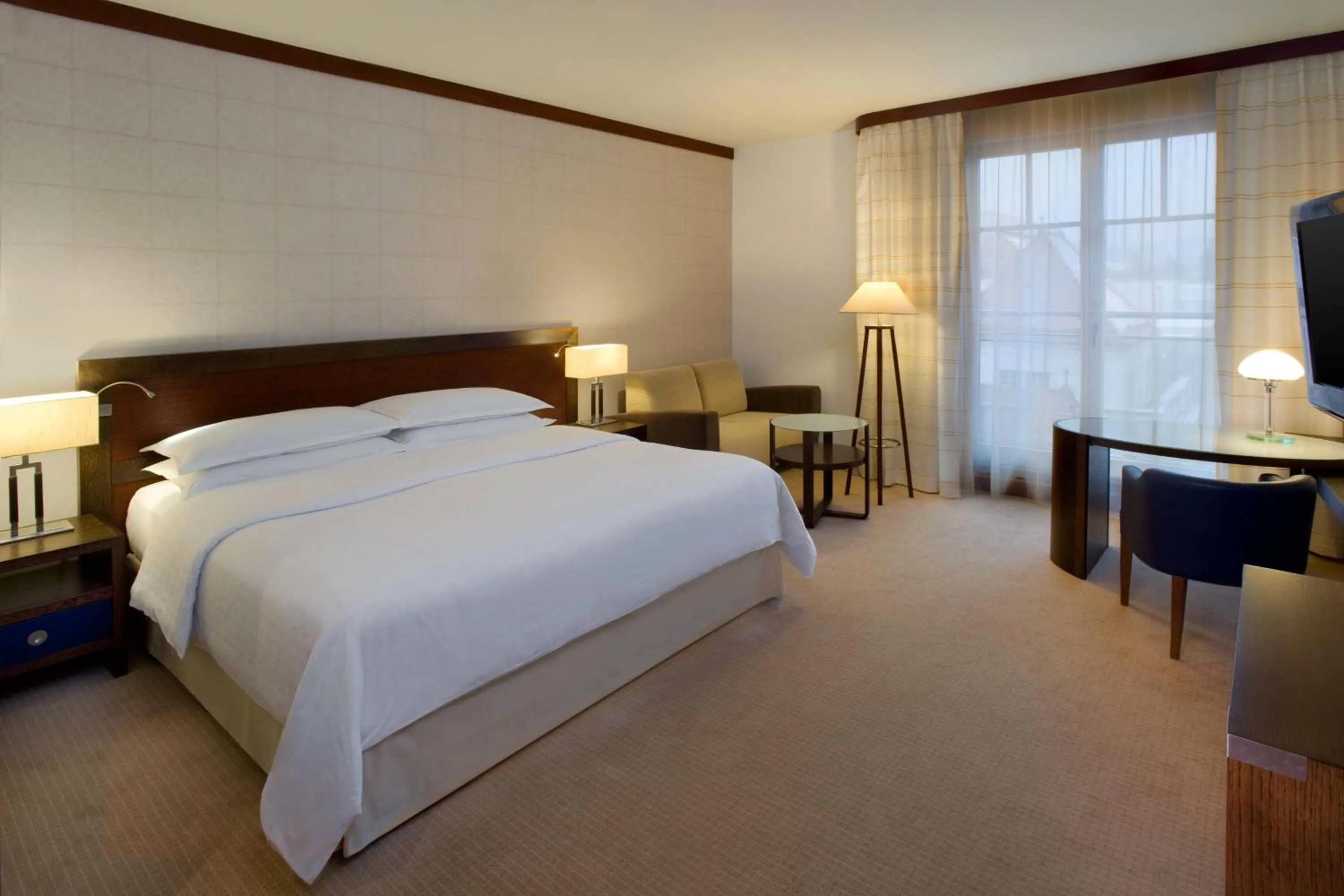 Photo of the whole room, Bed in Sheraton Sopot Hotel