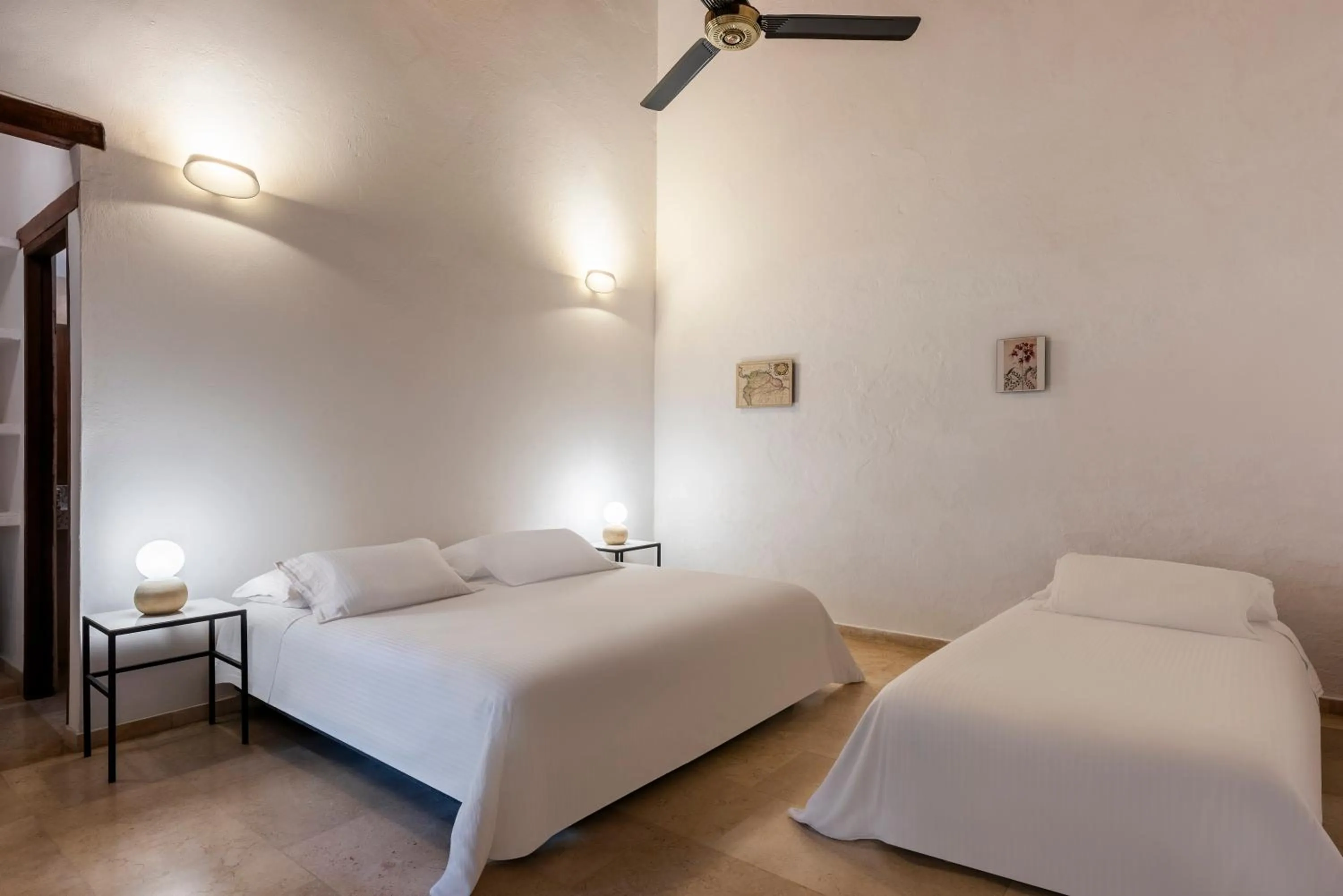 Photo of the whole room, Bed in Karakali Boutique Hotel