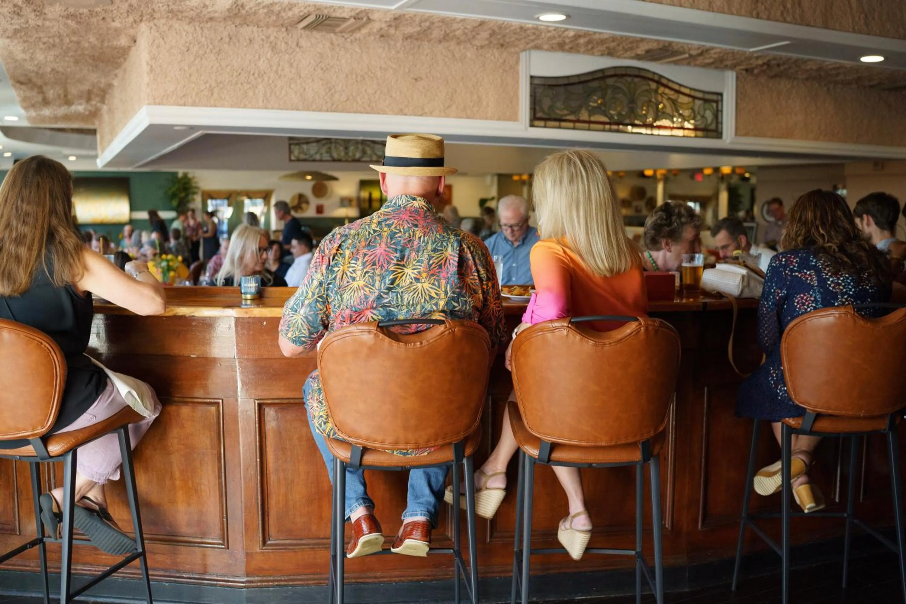 Lounge or bar in The Boulder Broker