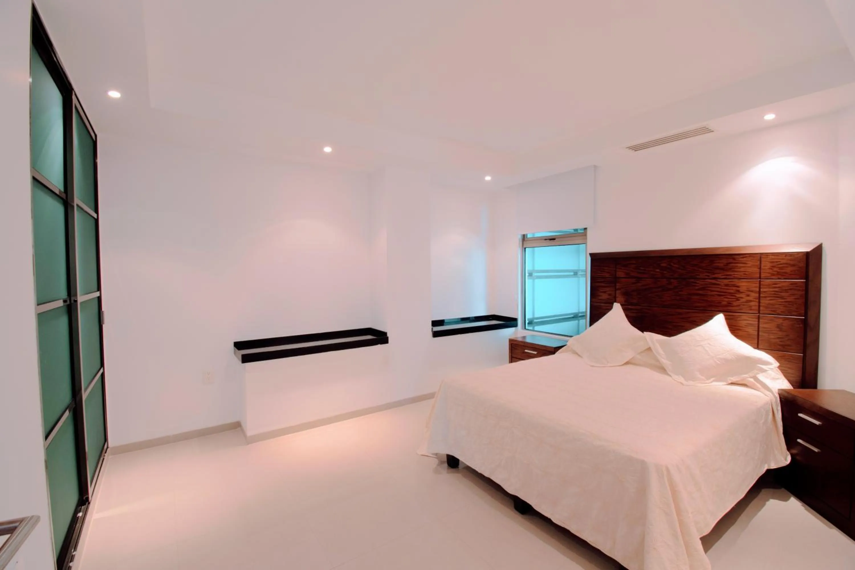 Bedroom, Bed in Terra Residencial