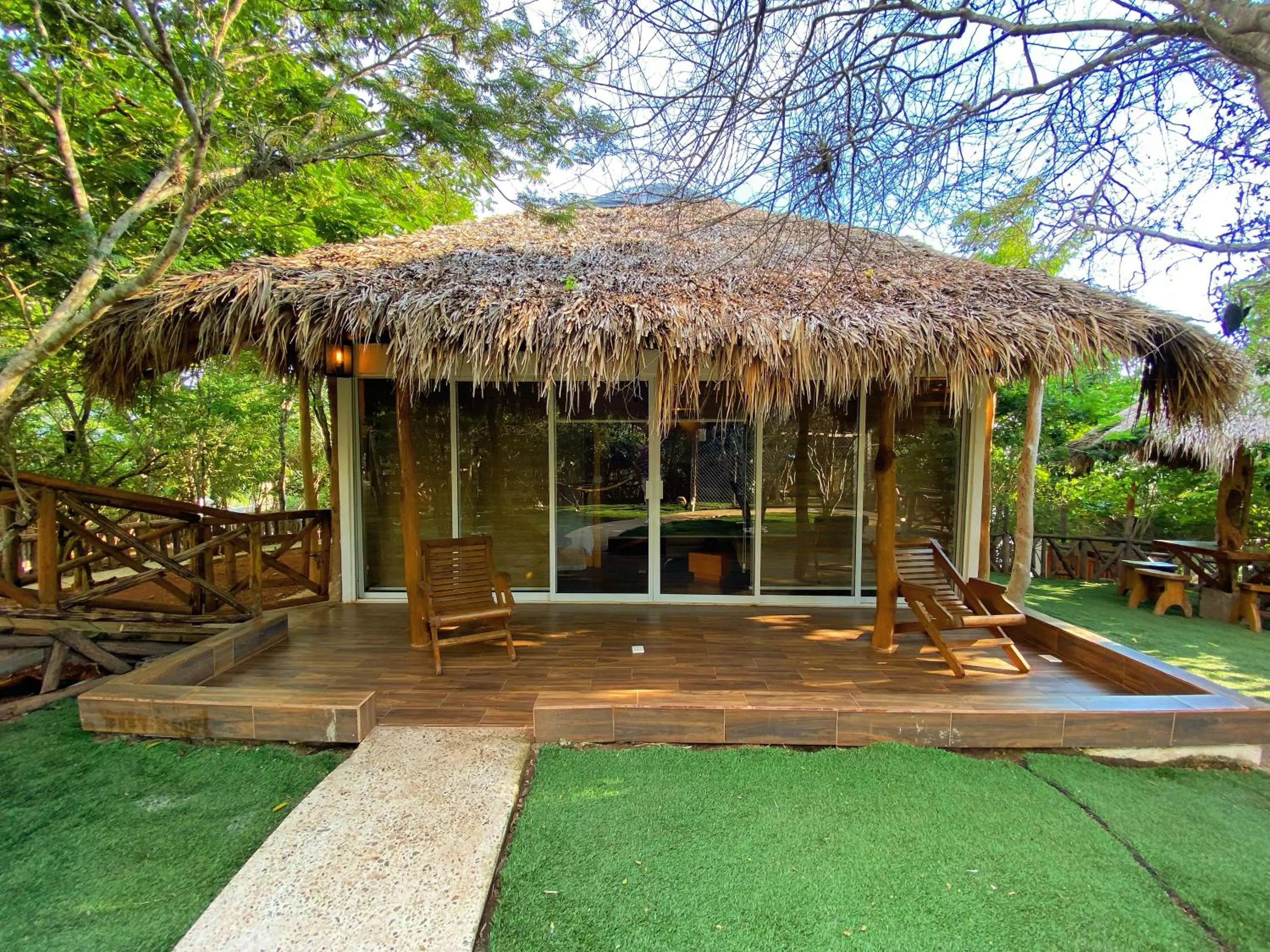 Patio in Palm Valley Cabins