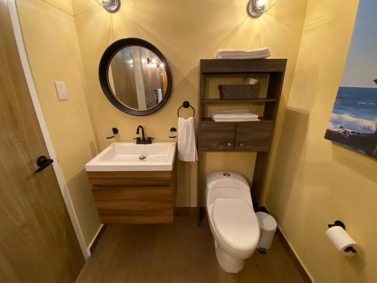 Toilet in Palm Valley Cabins