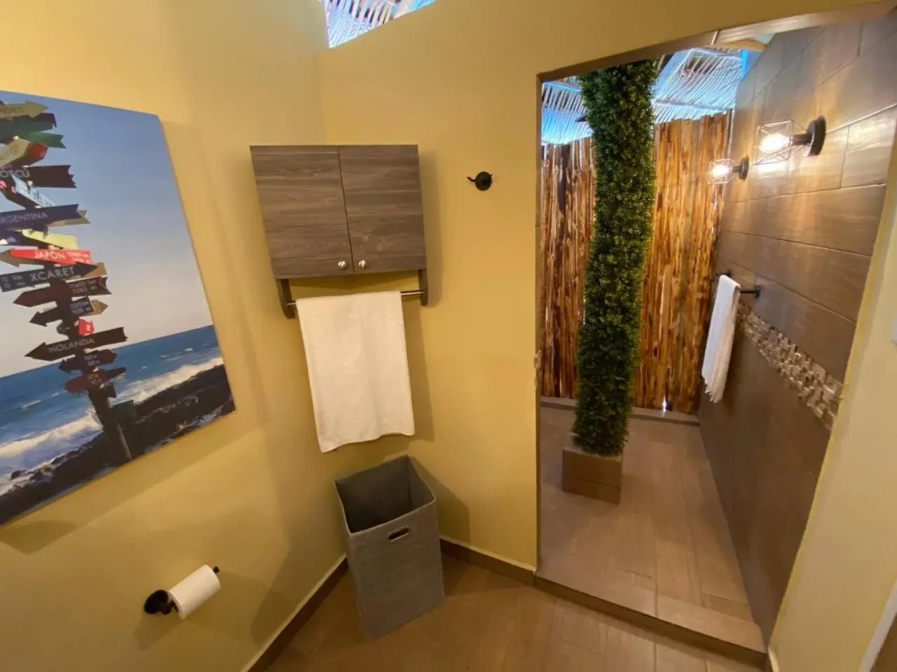 Shower in Palm Valley Cabins