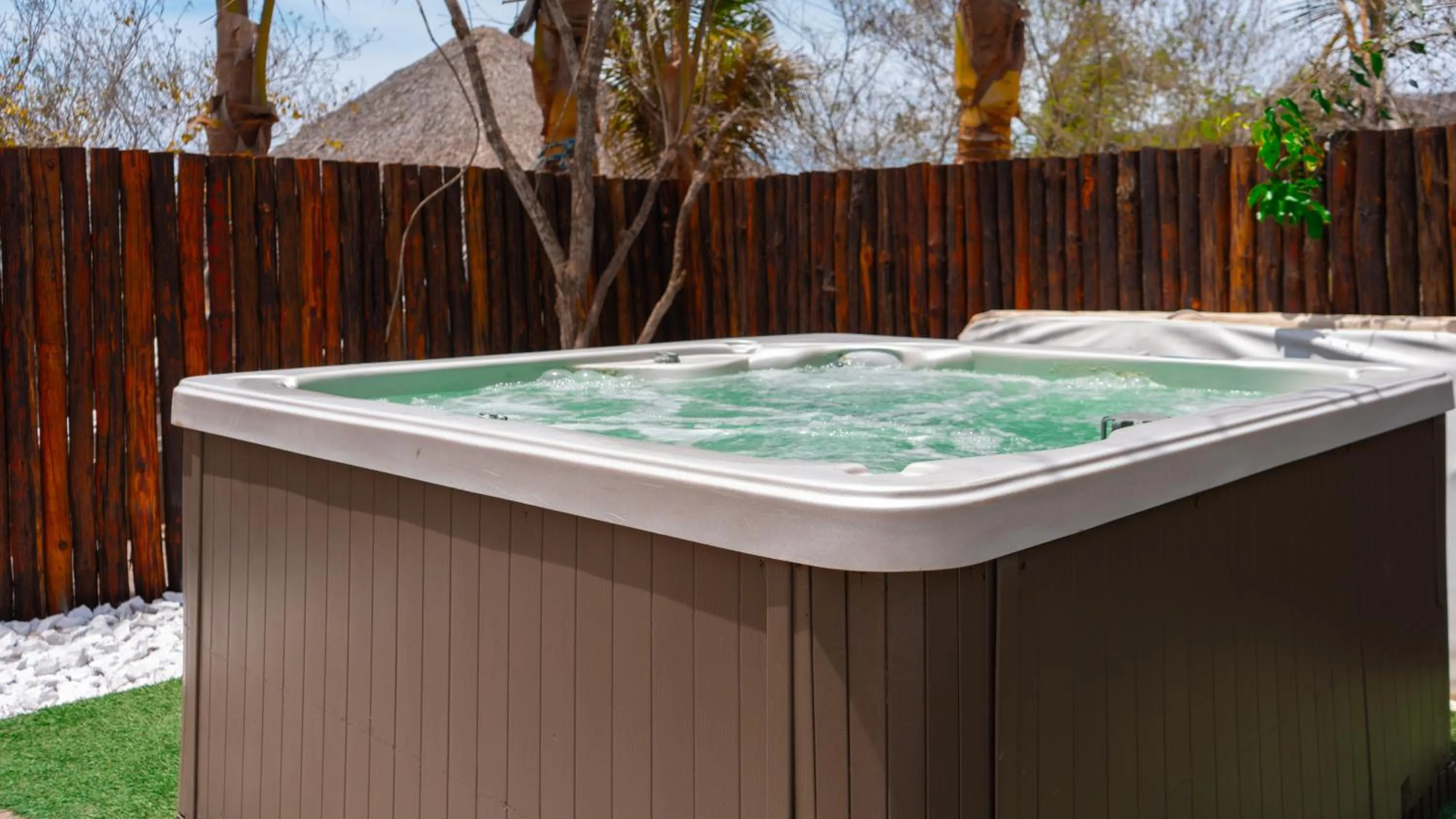 Day in Palm Valley Cabins