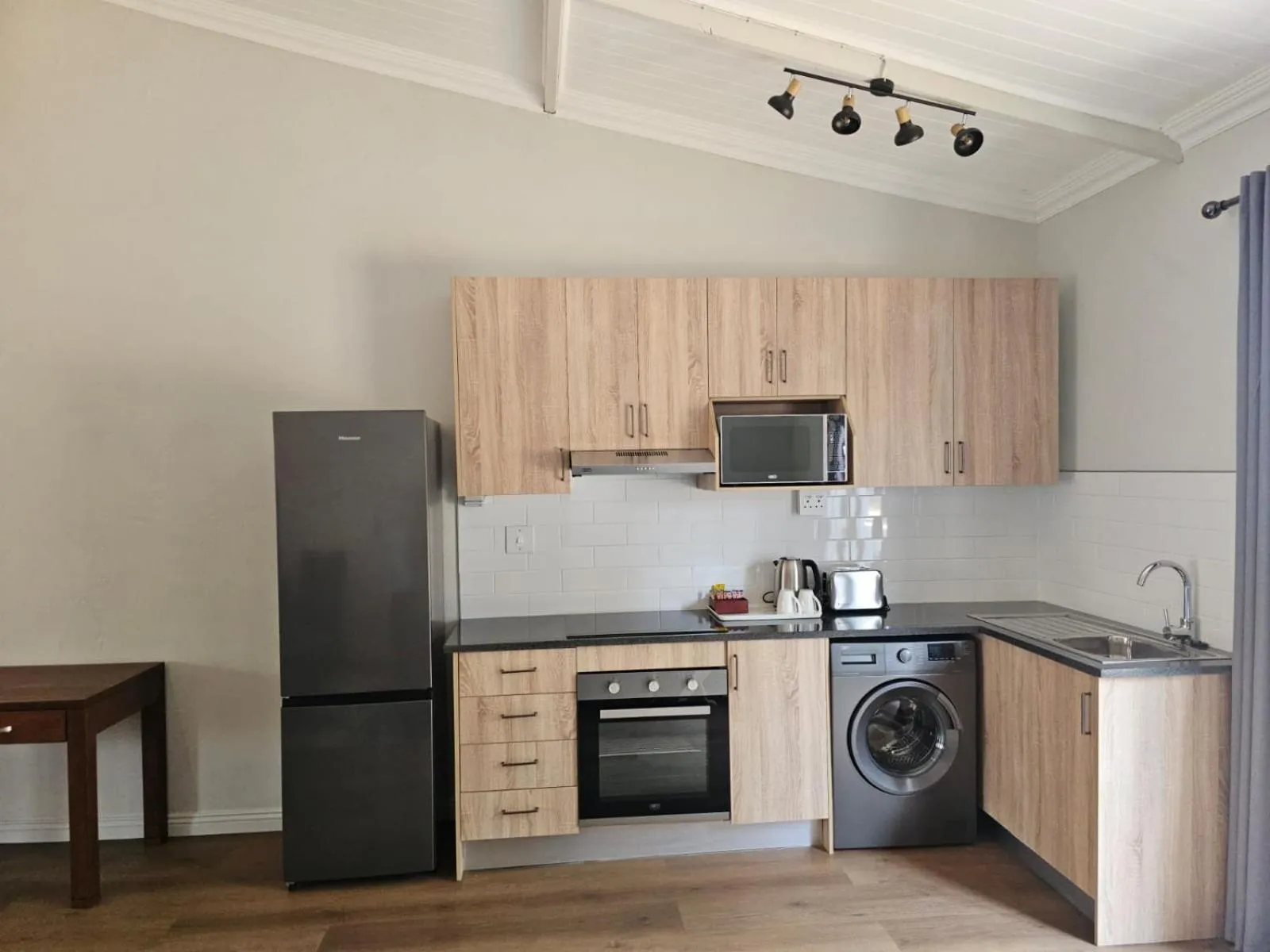 Coffee/tea facilities in Shumba Valley Lodge Lanseria Airport