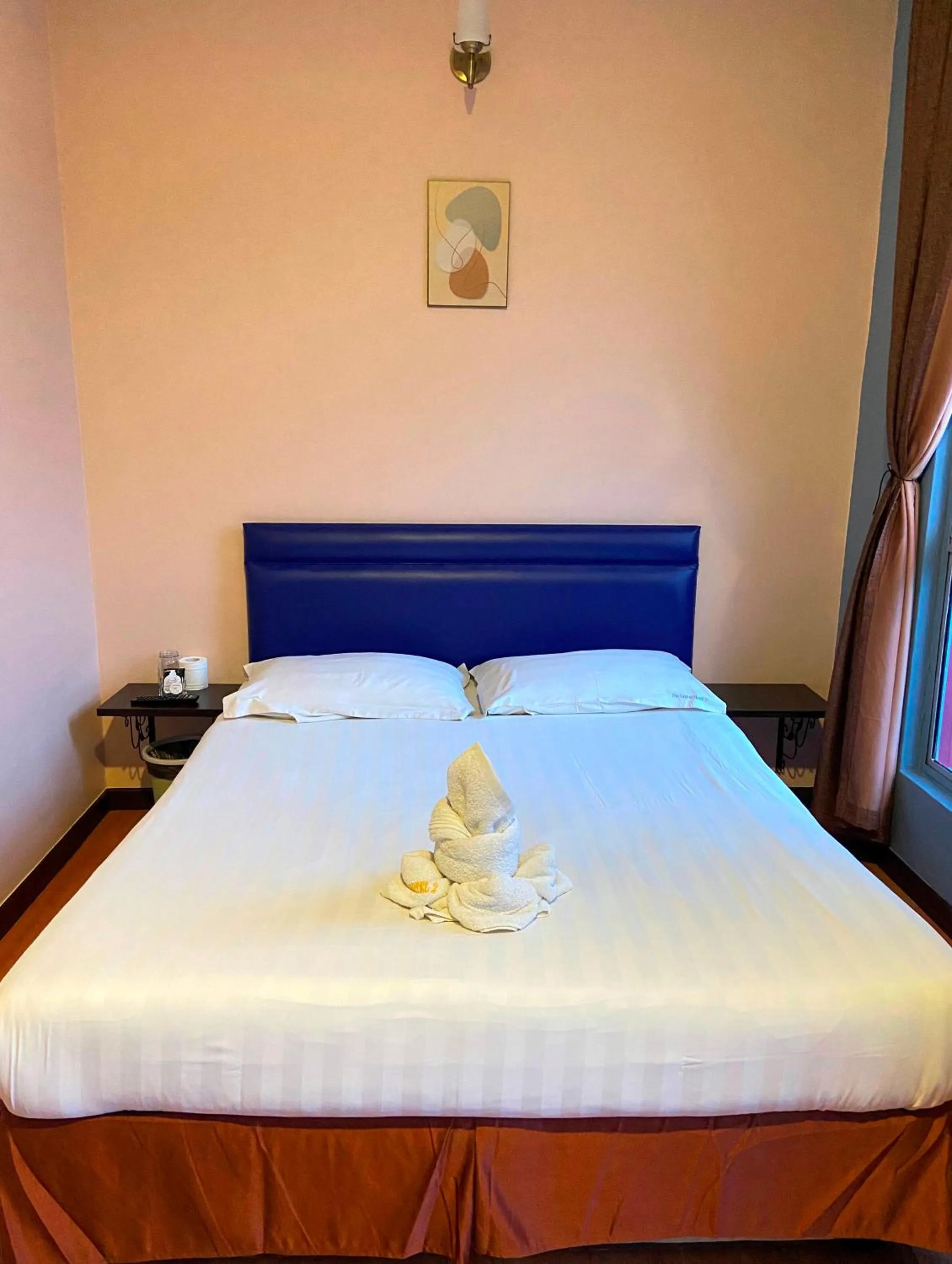 Bed in The Grand Hotel 2