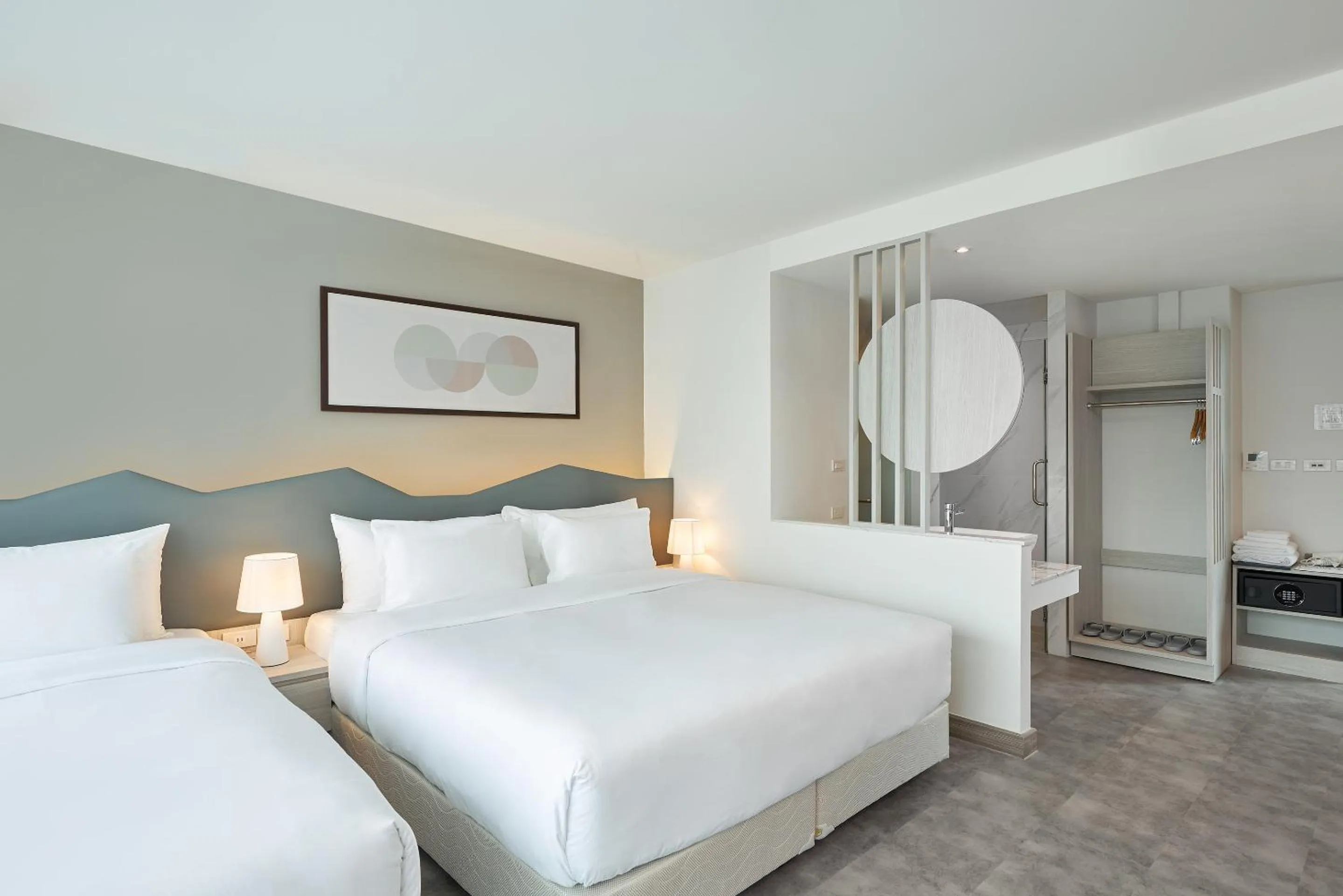 Bedroom, Bed in Livable Hotel Bangkok