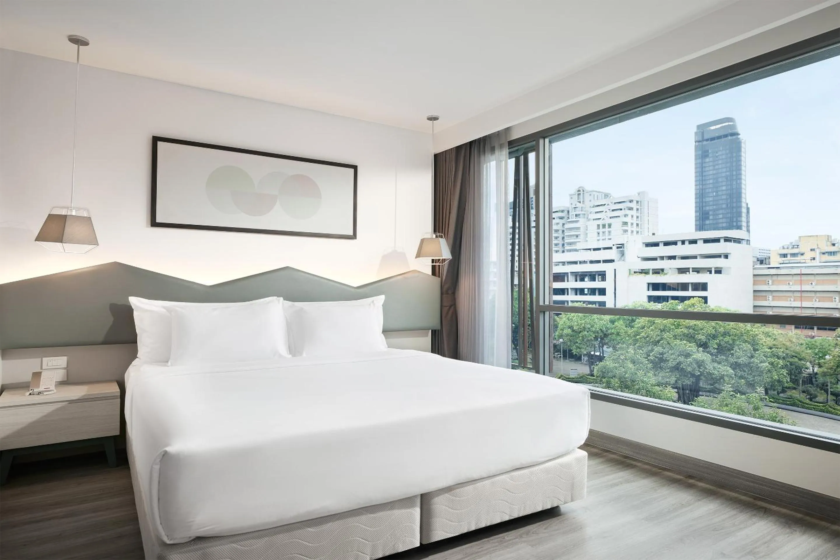 Bedroom, Bed in Livable Hotel Bangkok