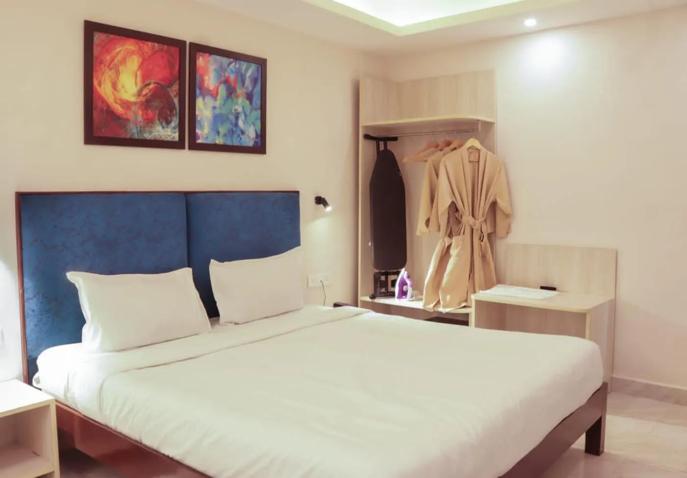 Bed in Sandbanks Beach Resort