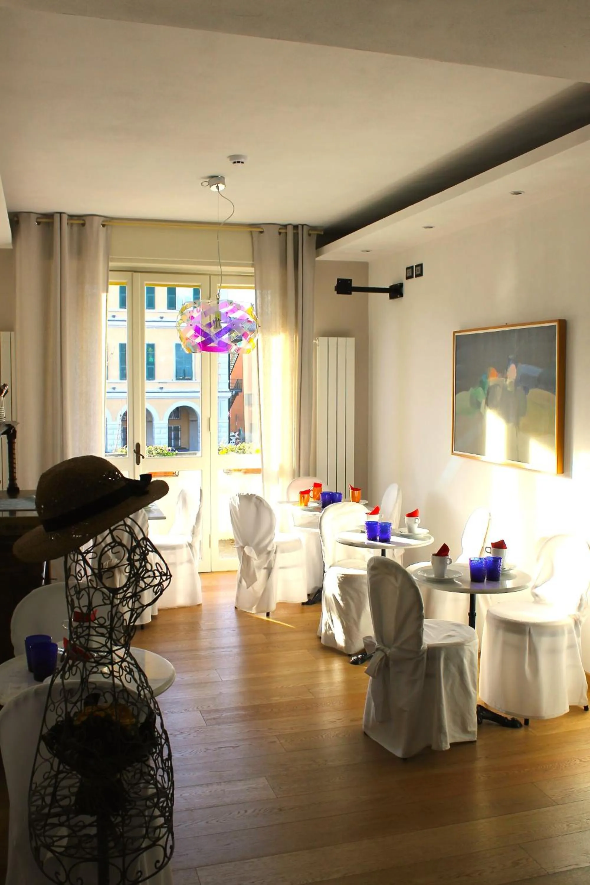 Restaurant/places to eat in Albergo Al Castello