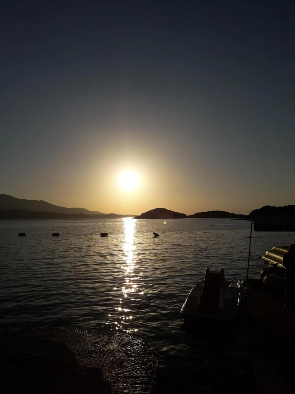 Sunrise in Vila Oscar