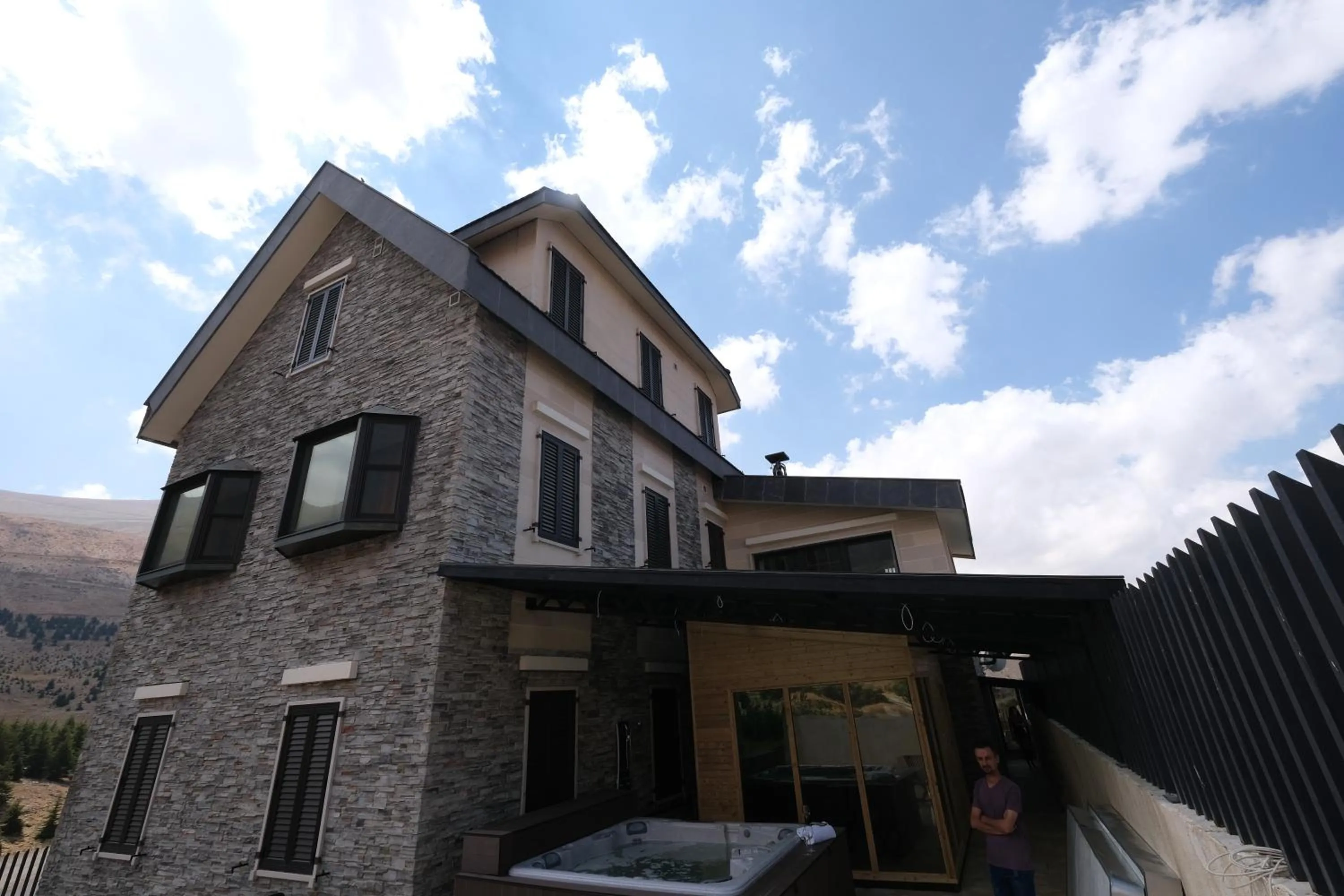 Hot Tub in Chalet de Charme, Cedar, Lebanon, ENTIRE CHALET