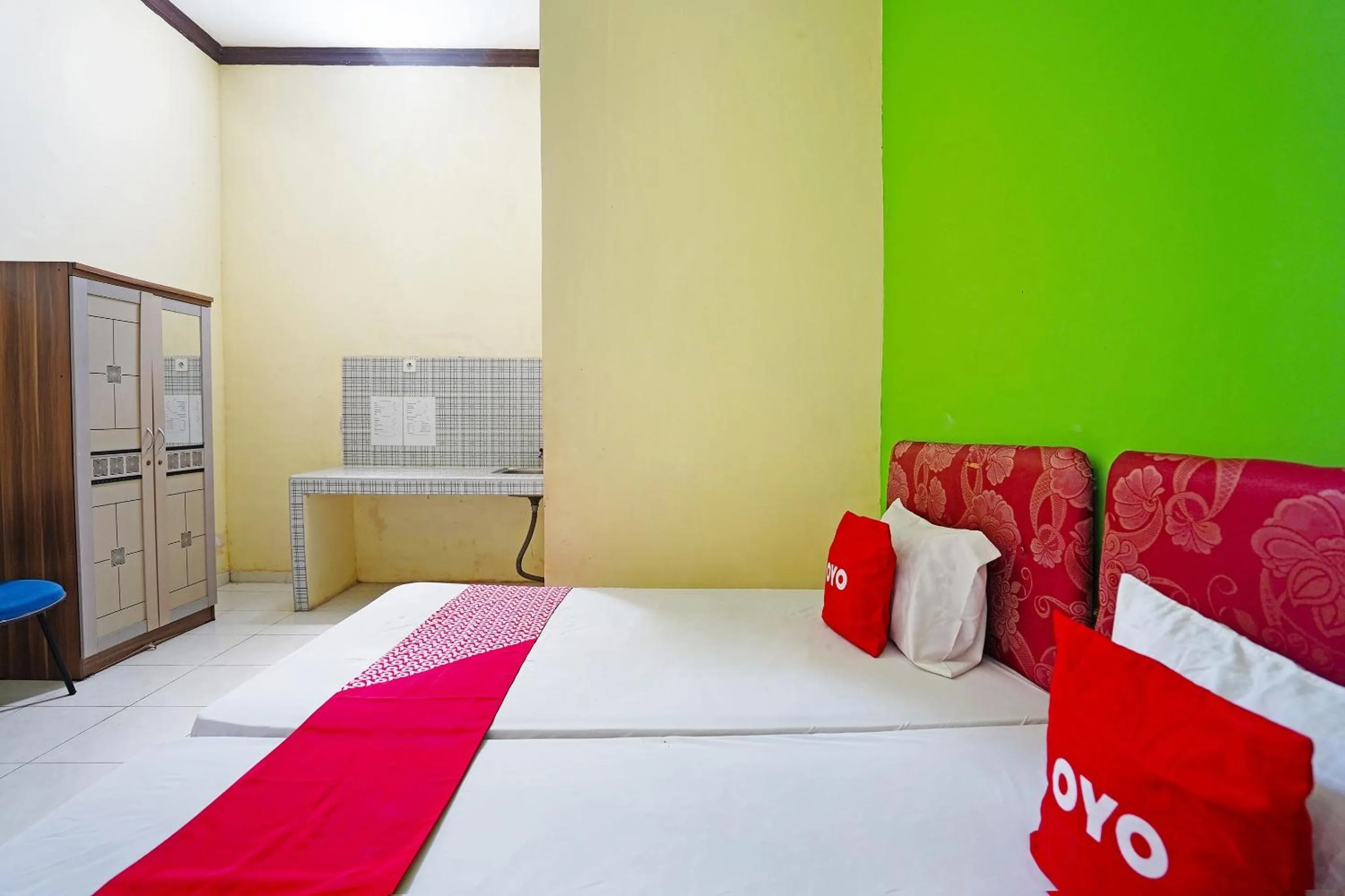 Bedroom in OYO 91583 D’cost Green Syariah