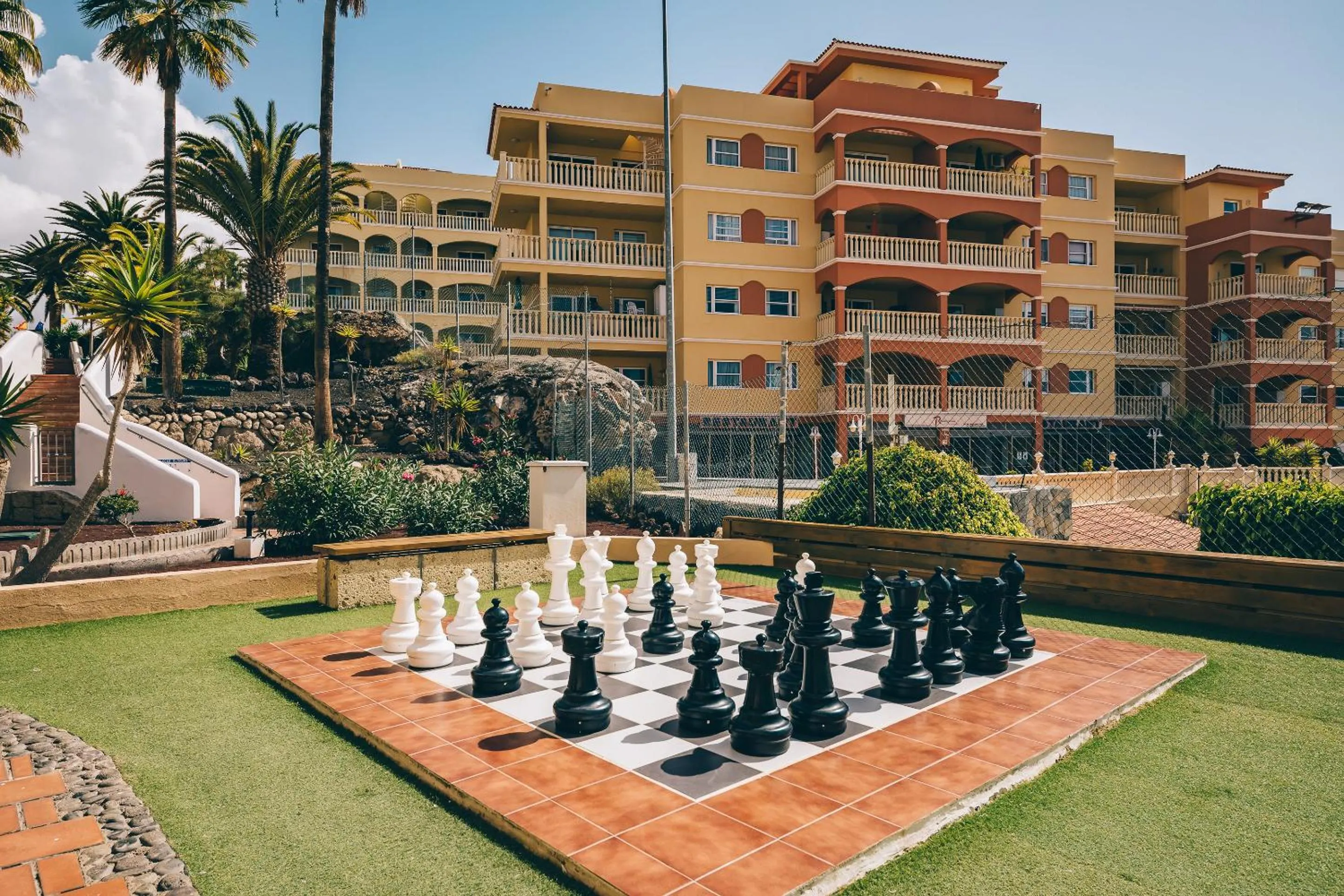 Property building in Apartamento Royal Park Albatros