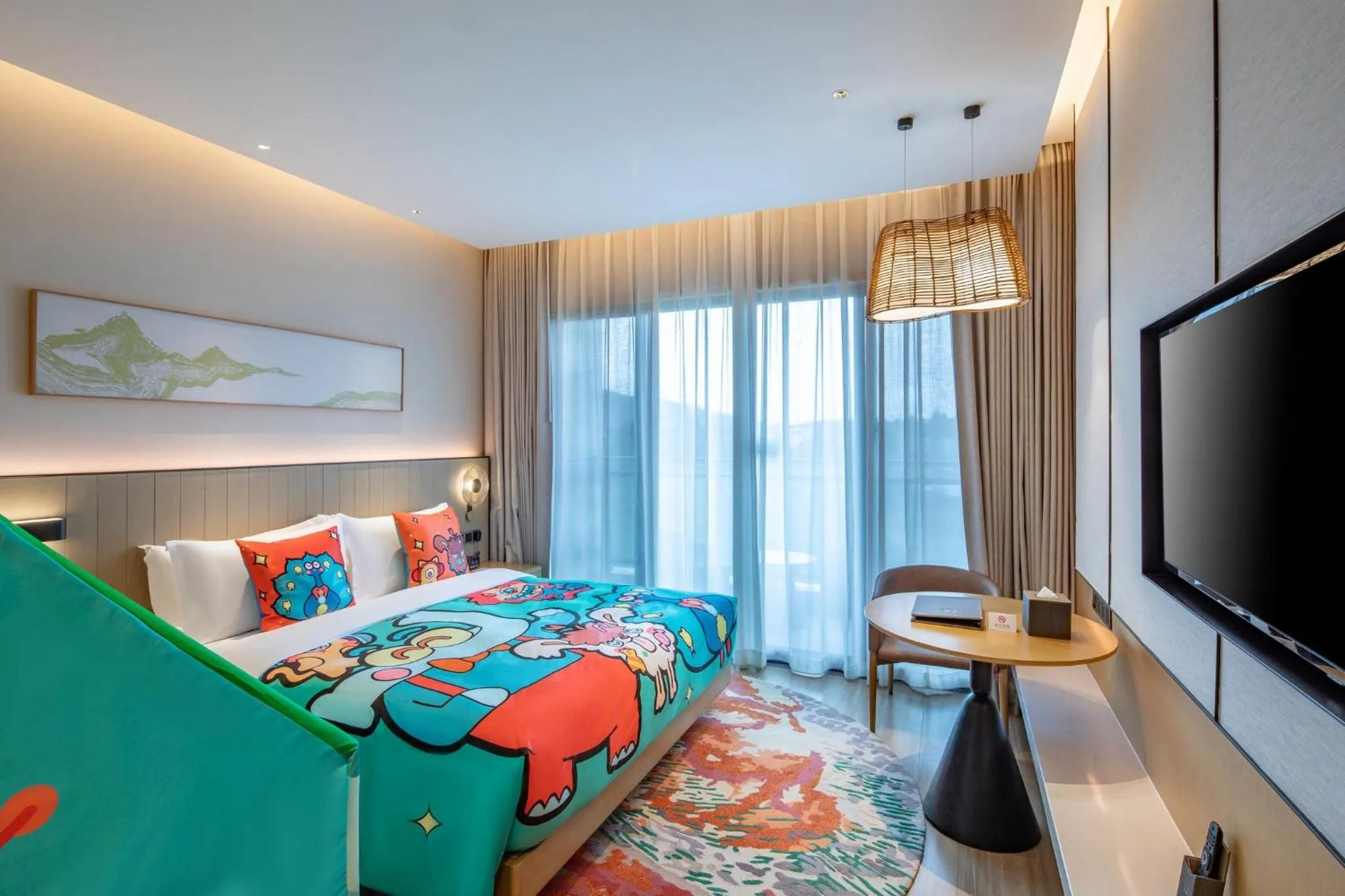 Photo of the whole room, Bed in Holiday Inn Resort Guiyang Qingyan by IHG