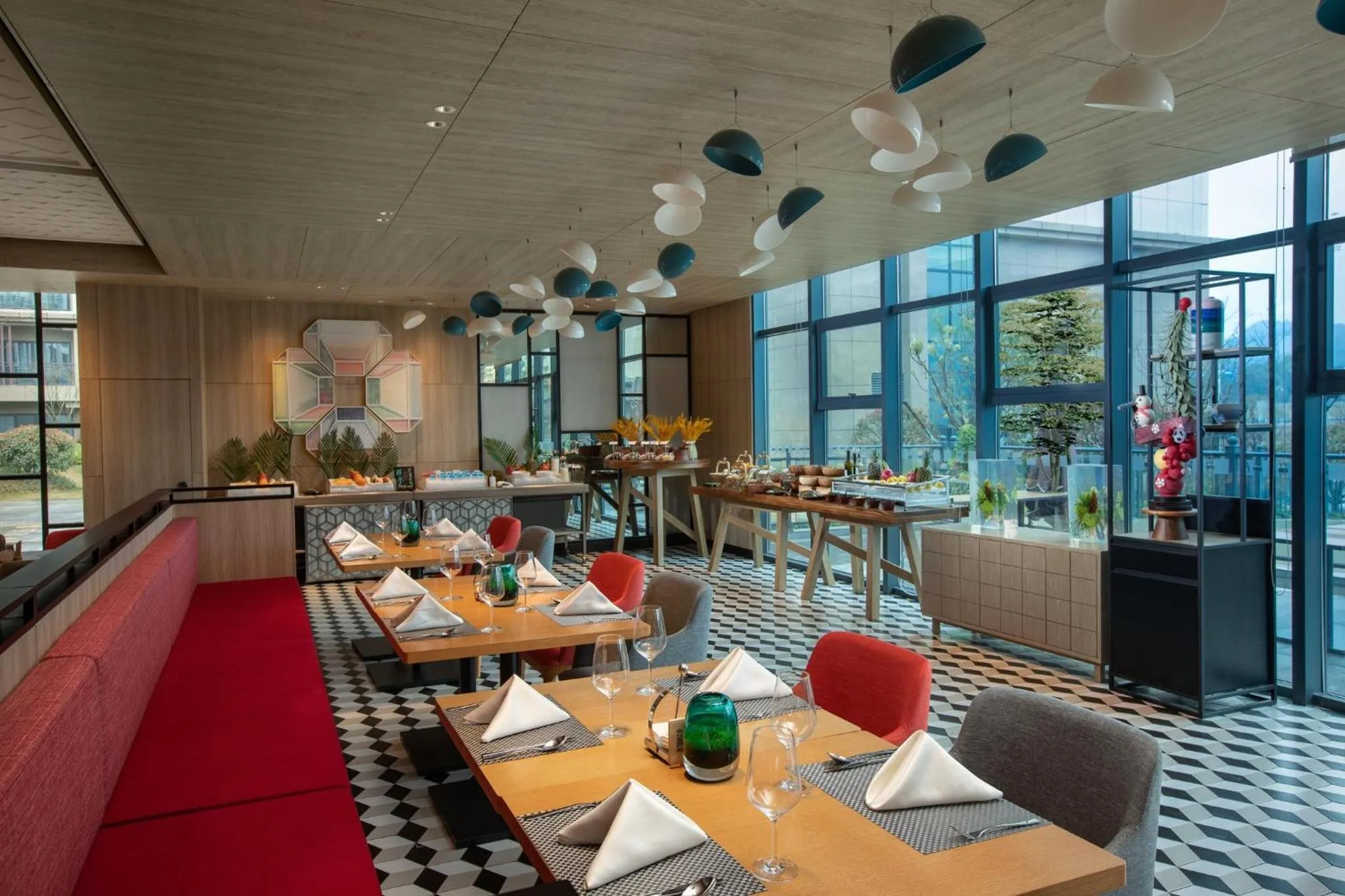 Restaurant/places to eat in Holiday Inn Resort Guiyang Qingyan by IHG