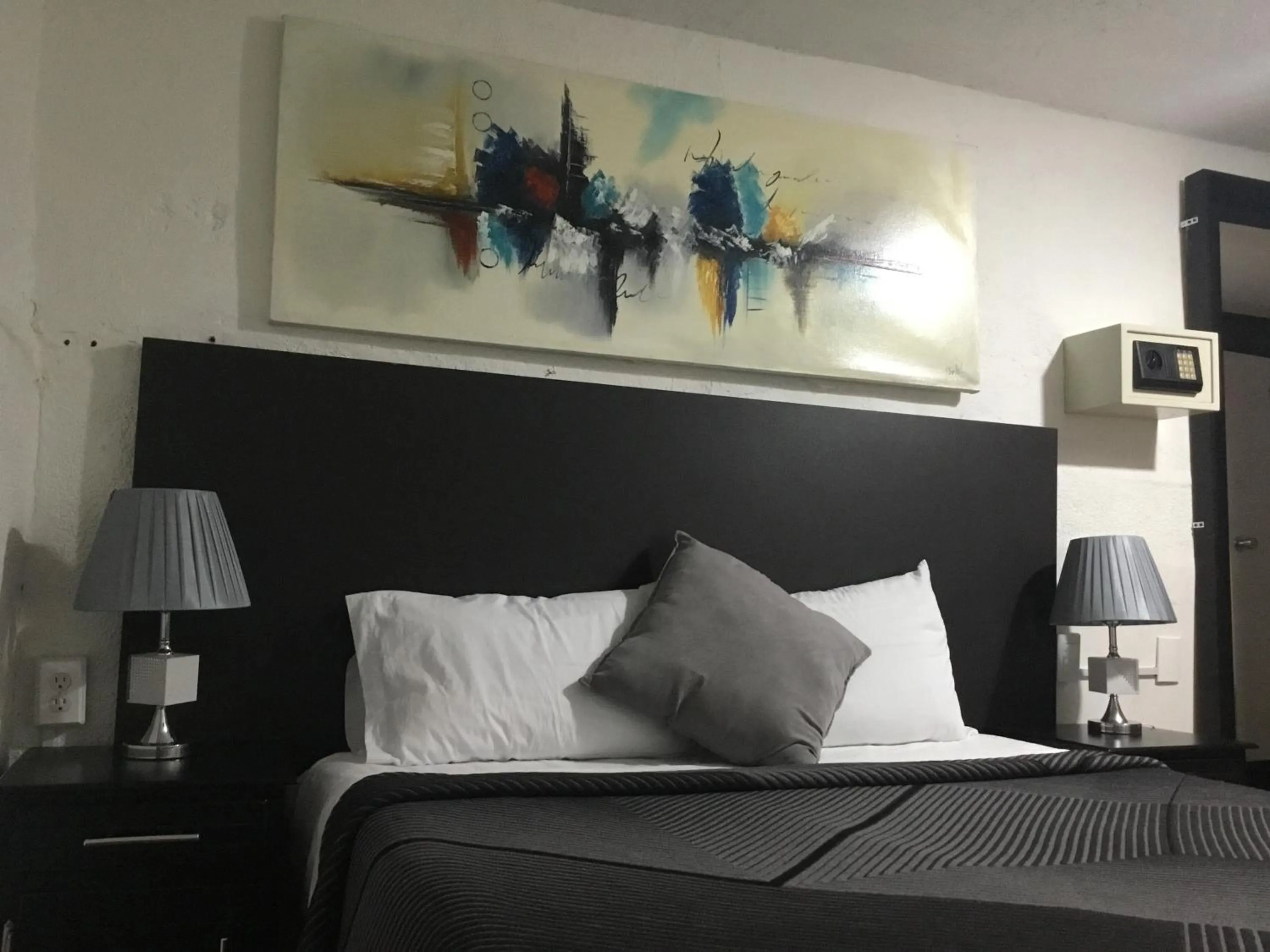 Photo of the whole room, Bed in Hotel Tao