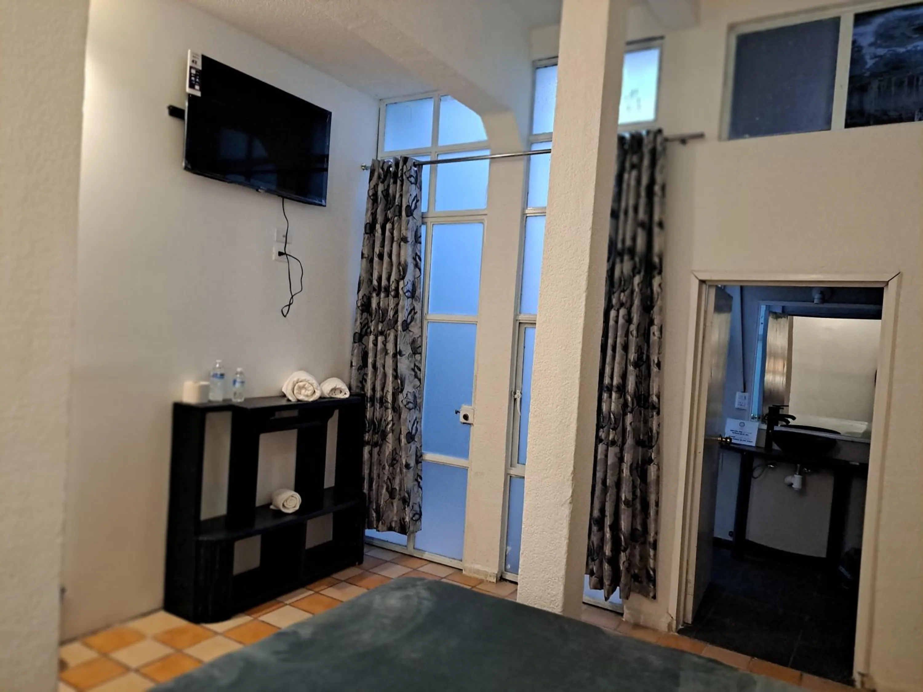 TV and multimedia, Bed in Hotel Tao