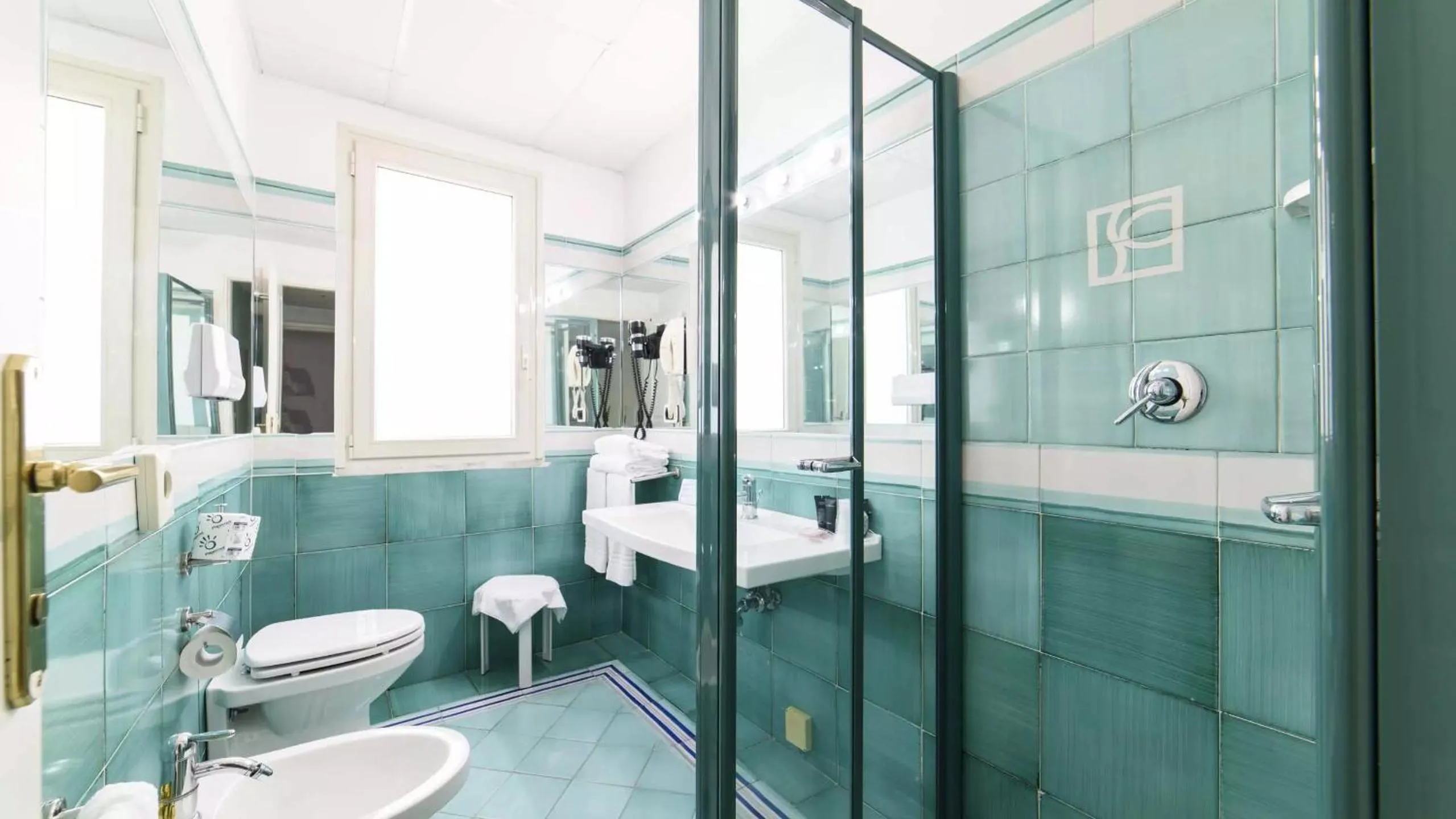 Shower in Hotel Santa Caterina