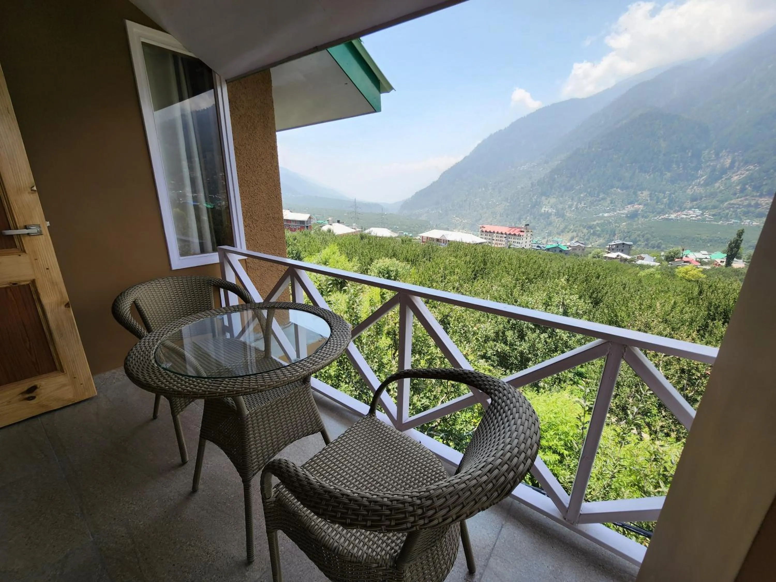 Mountain view in Luxury Planet Resort Manali