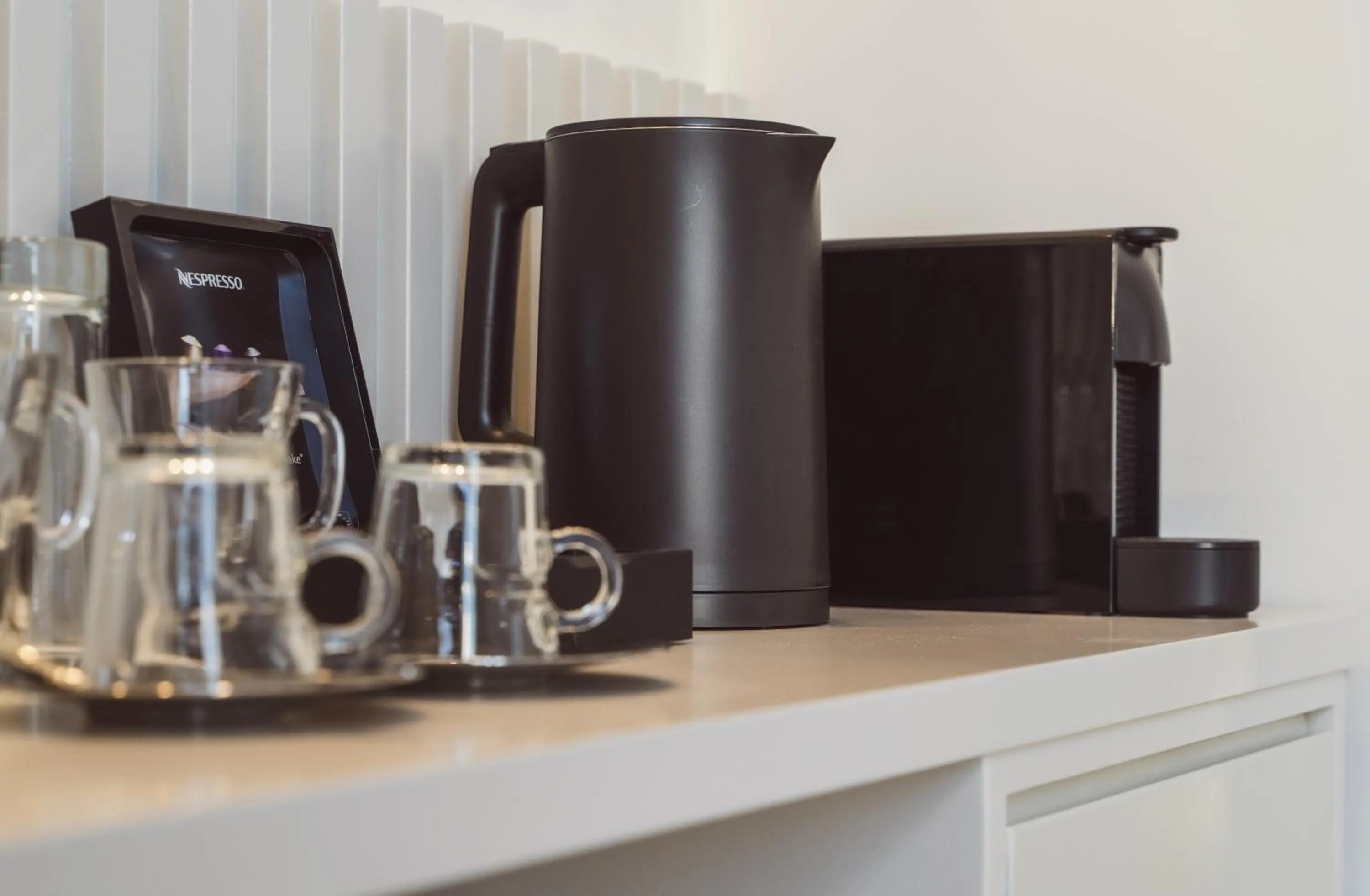 Coffee/tea facilities in Altar Suites