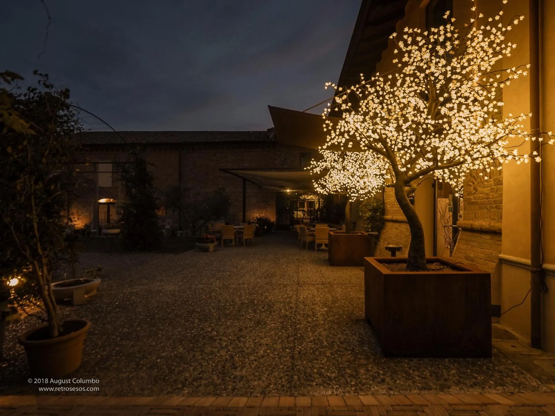 Night in Hotel Villa Costanza