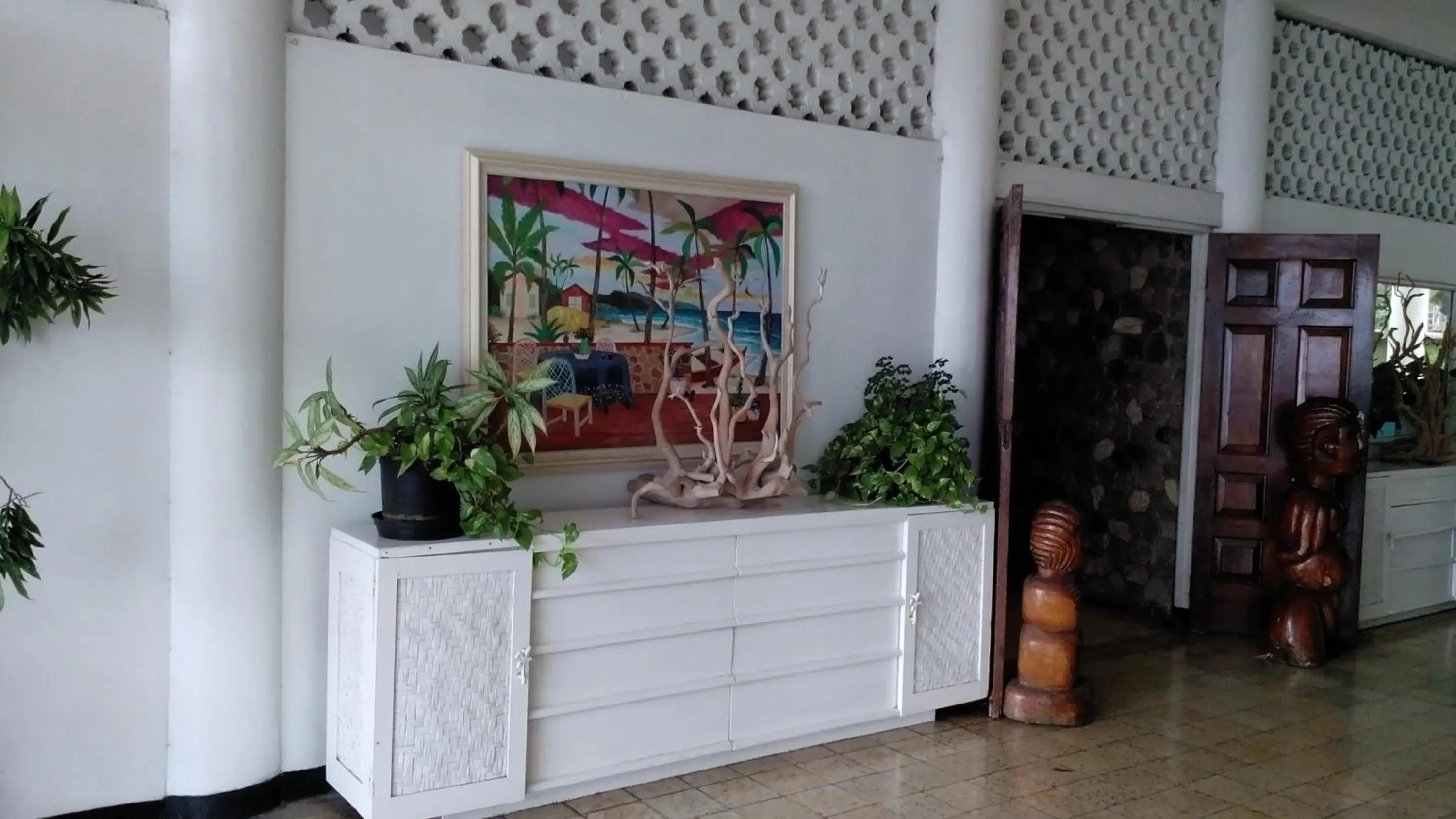 Decorative detail in Silver Seas Hotel